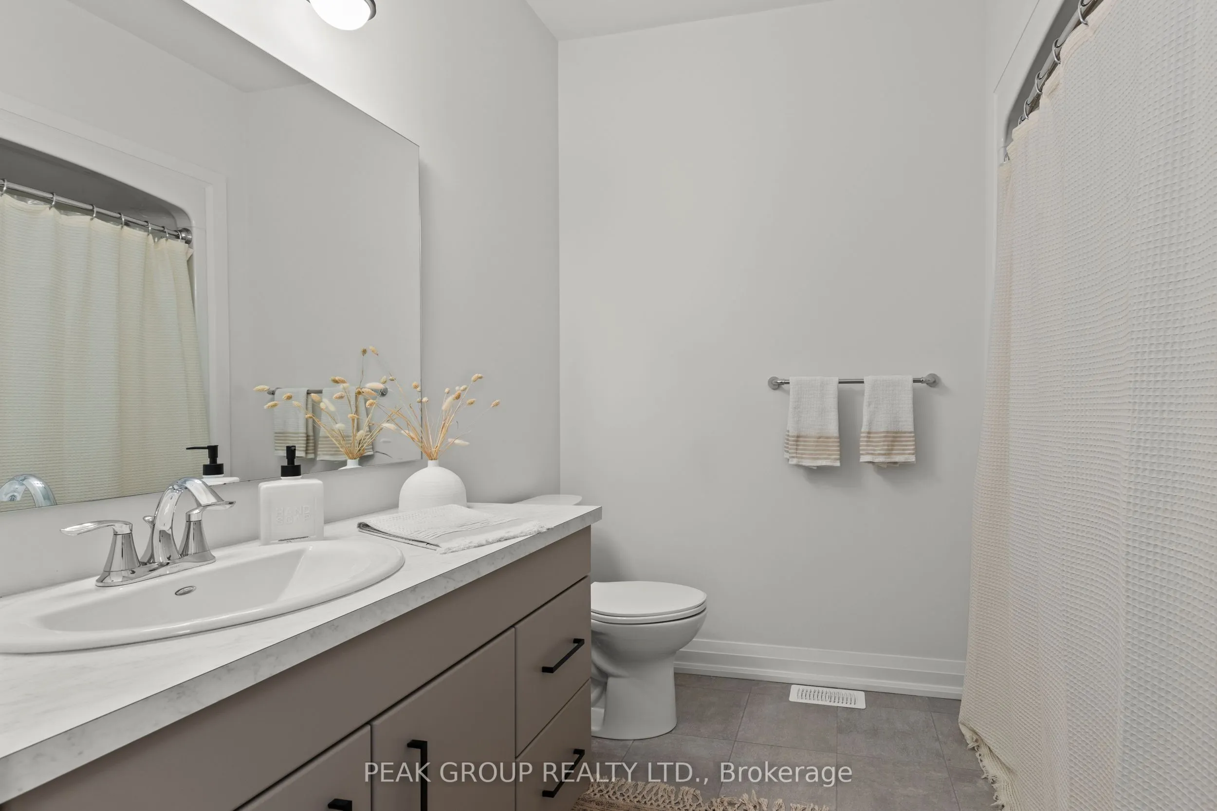 8974 Willoughby Drive, #8
