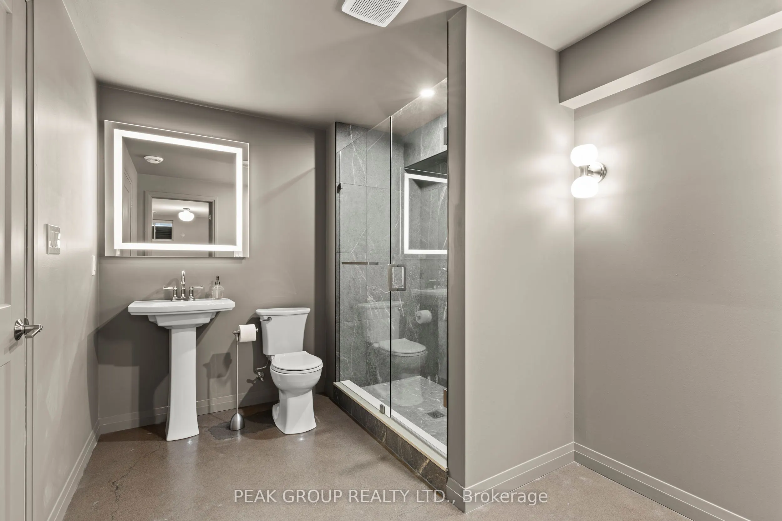 8974 Willoughby Drive, #8