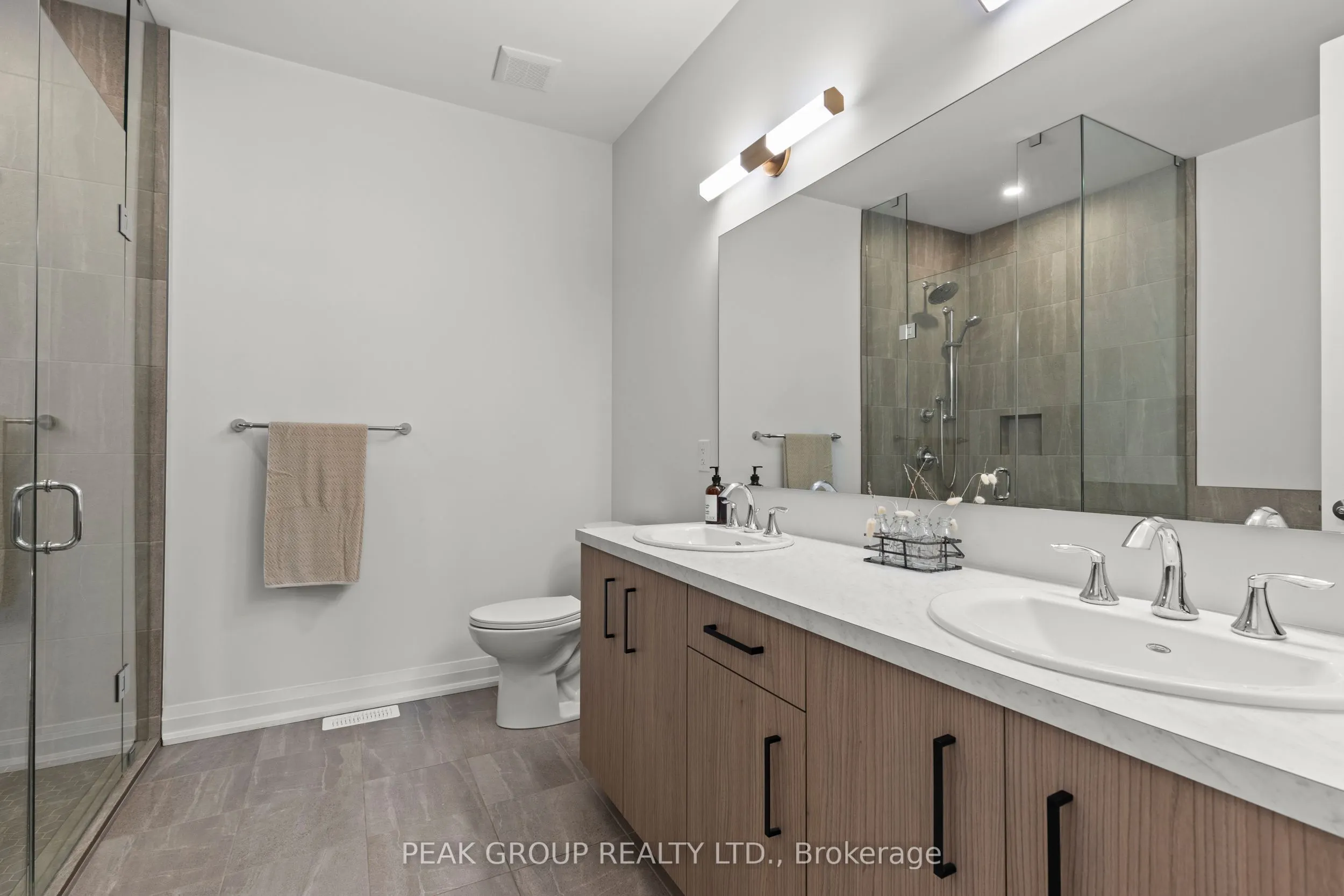 8974 Willoughby Drive, #8