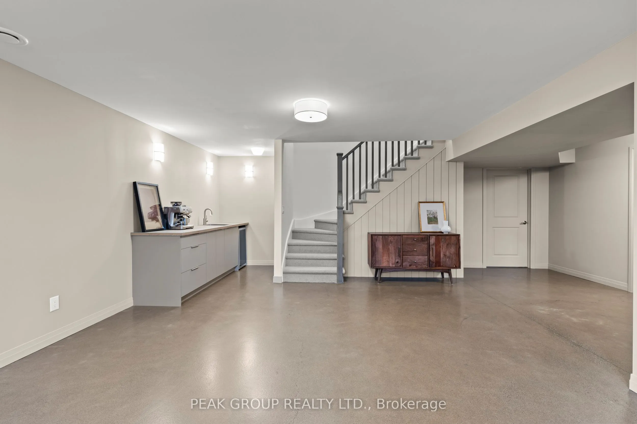 8974 Willoughby Drive, #8