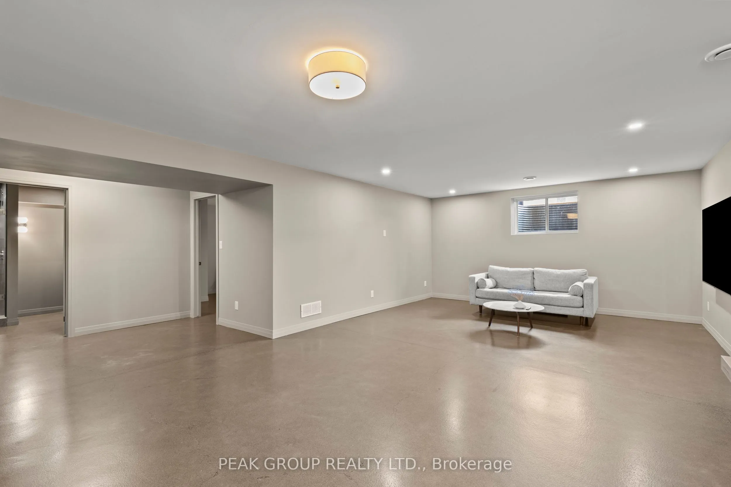 8974 Willoughby Drive, #8