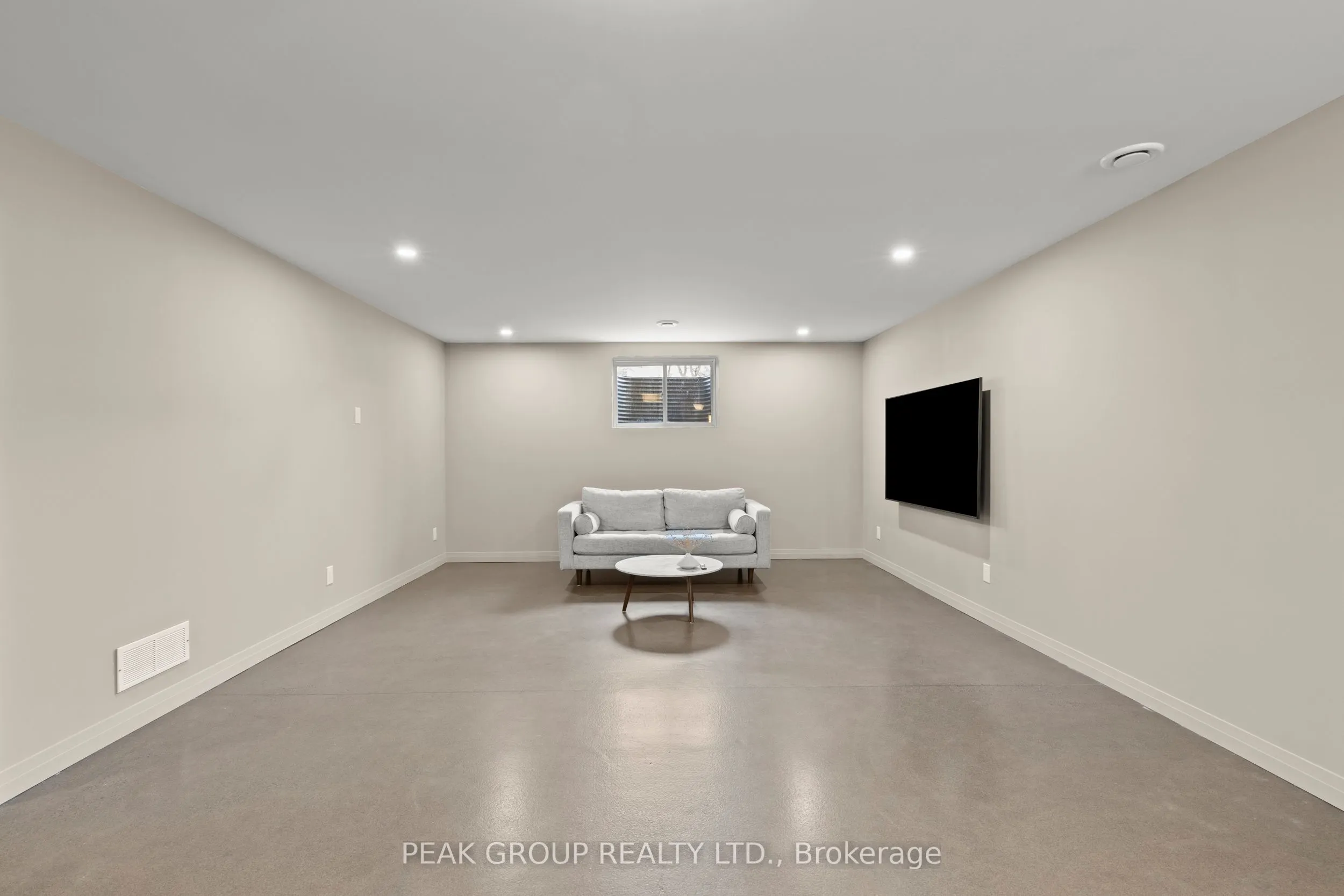 8974 Willoughby Drive, #8