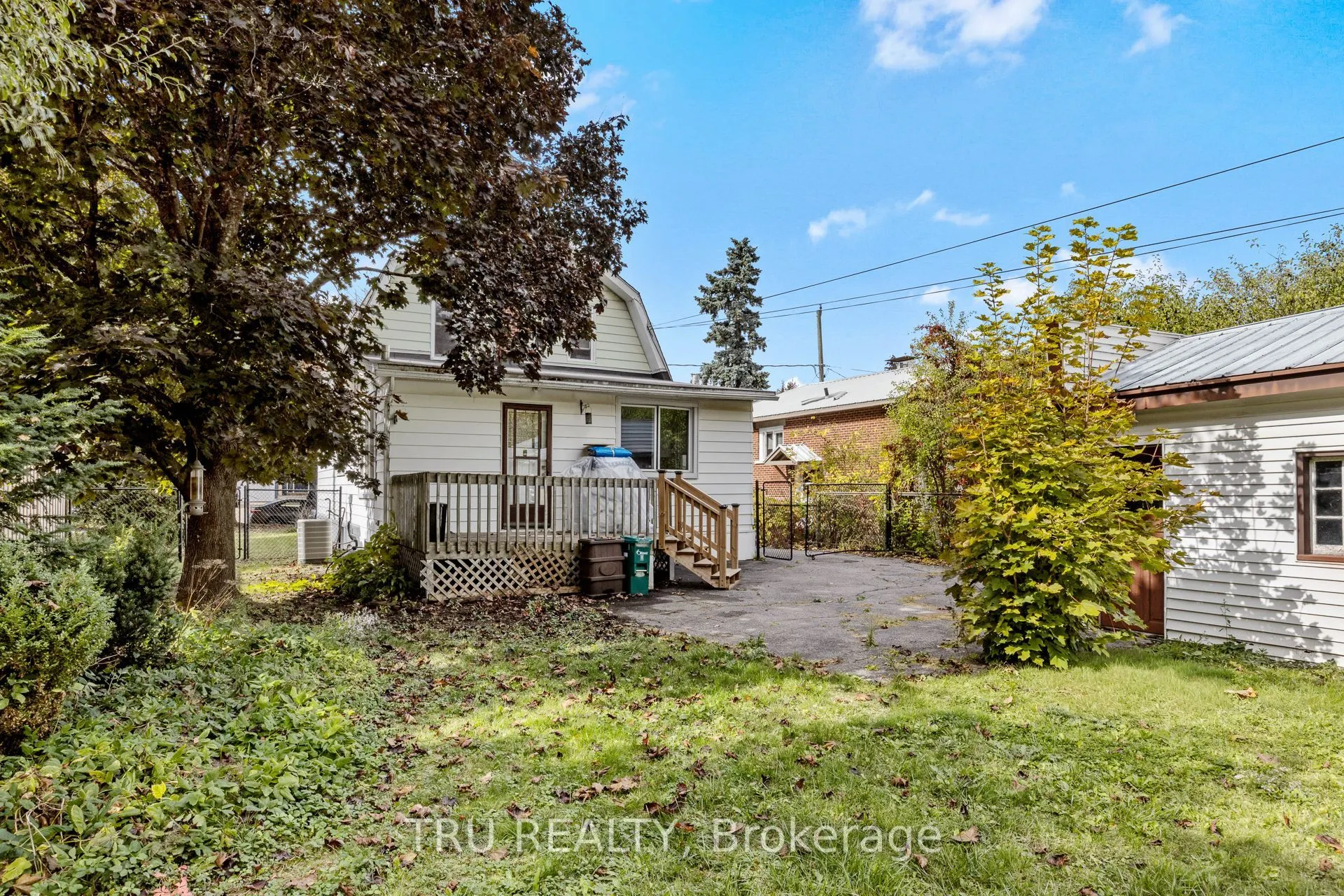 2235 Webster Avenue, #1