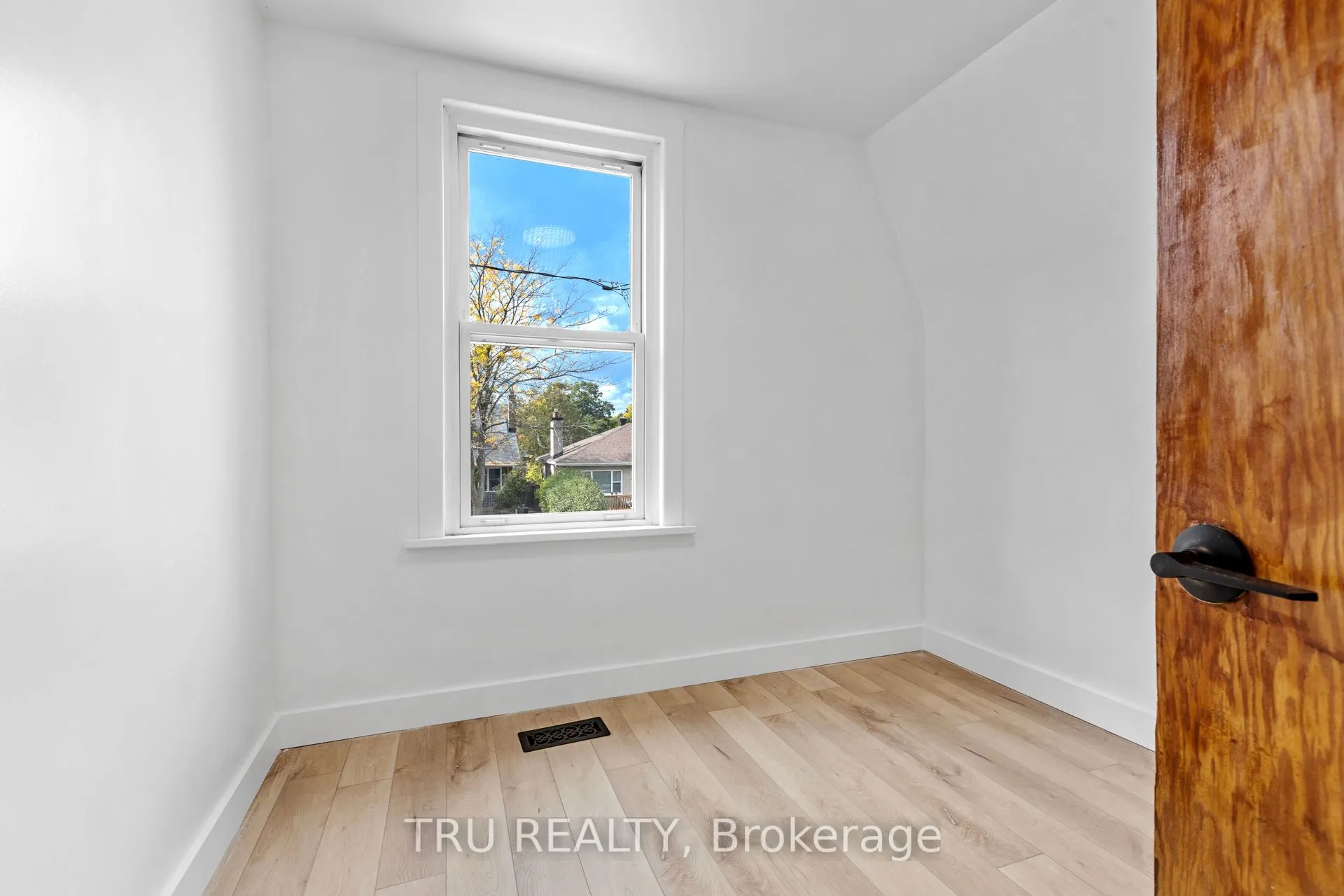 2235 Webster Avenue, #1