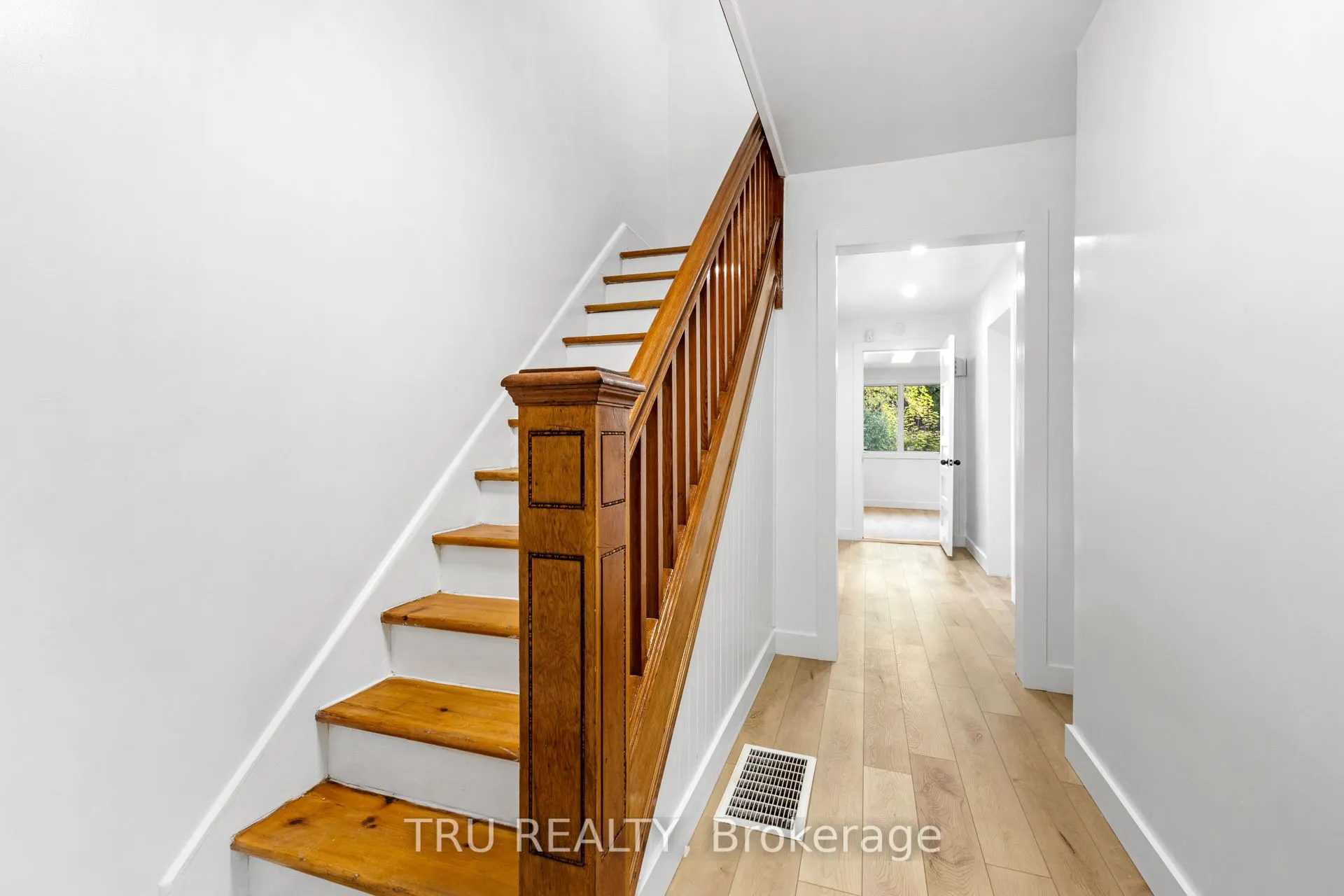 2235 Webster Avenue, #1