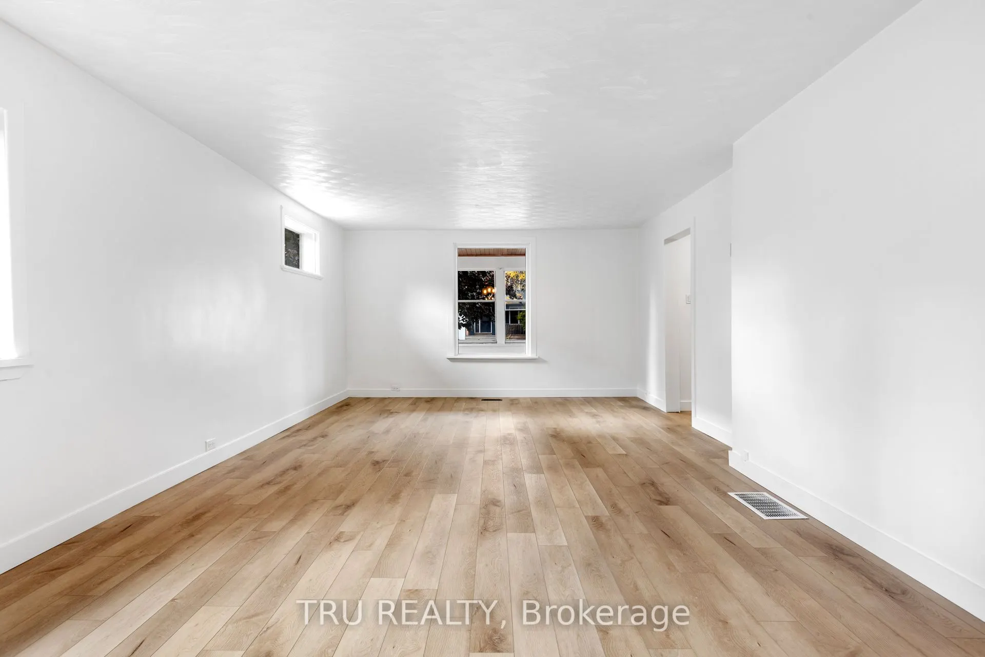 2235 Webster Avenue, #1