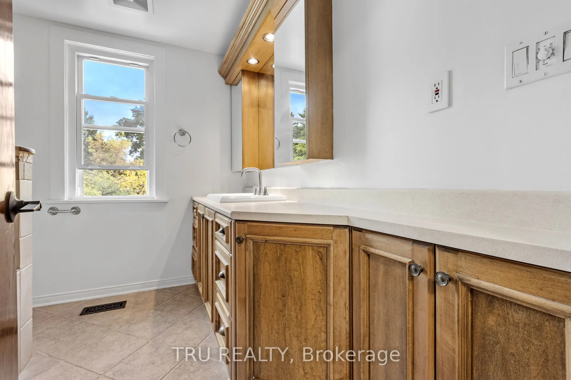 2235 Webster Avenue, #1