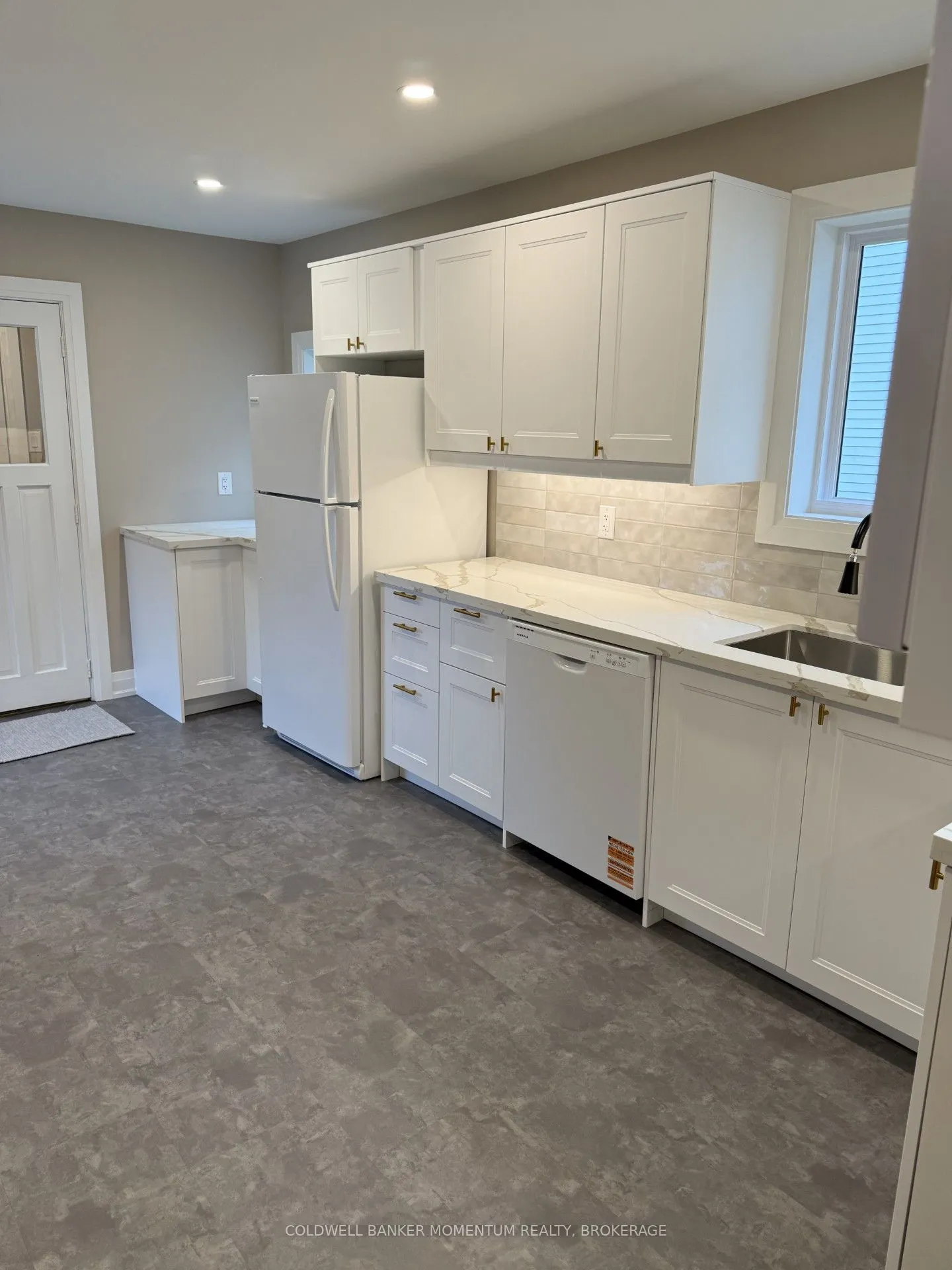 4445 Simcoe Street W