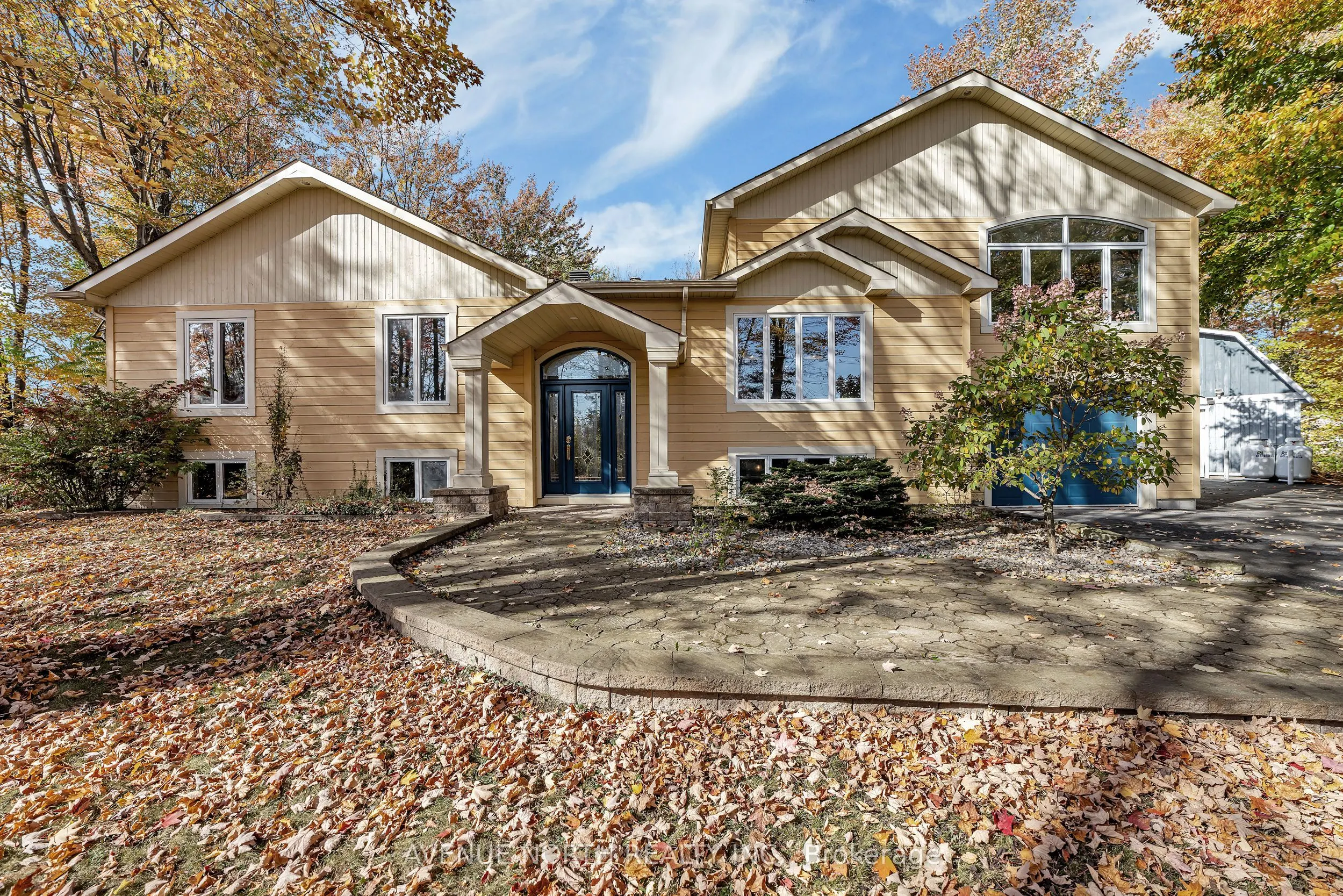 1631 County Rd 2 Road