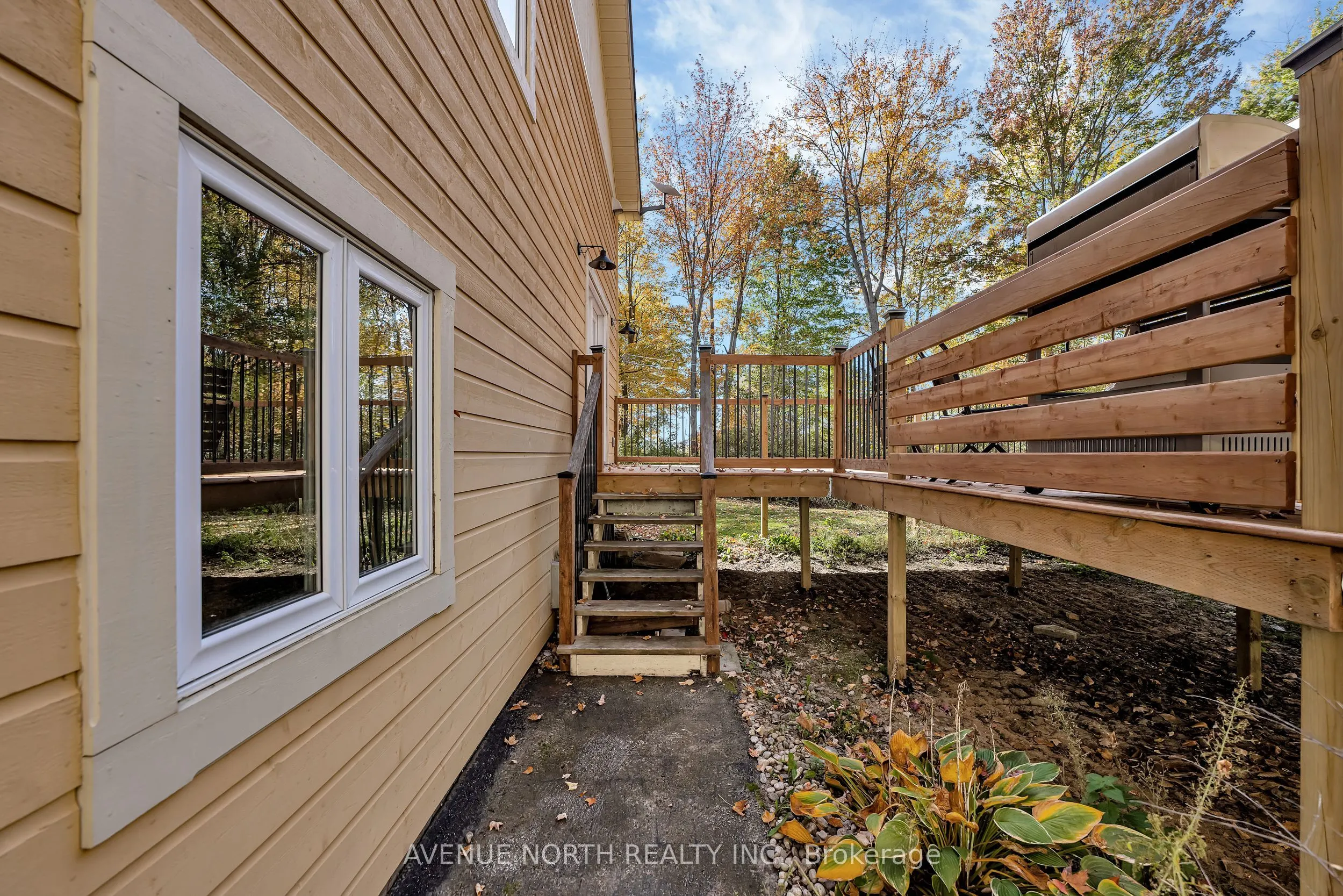 1631 County Rd 2 Road