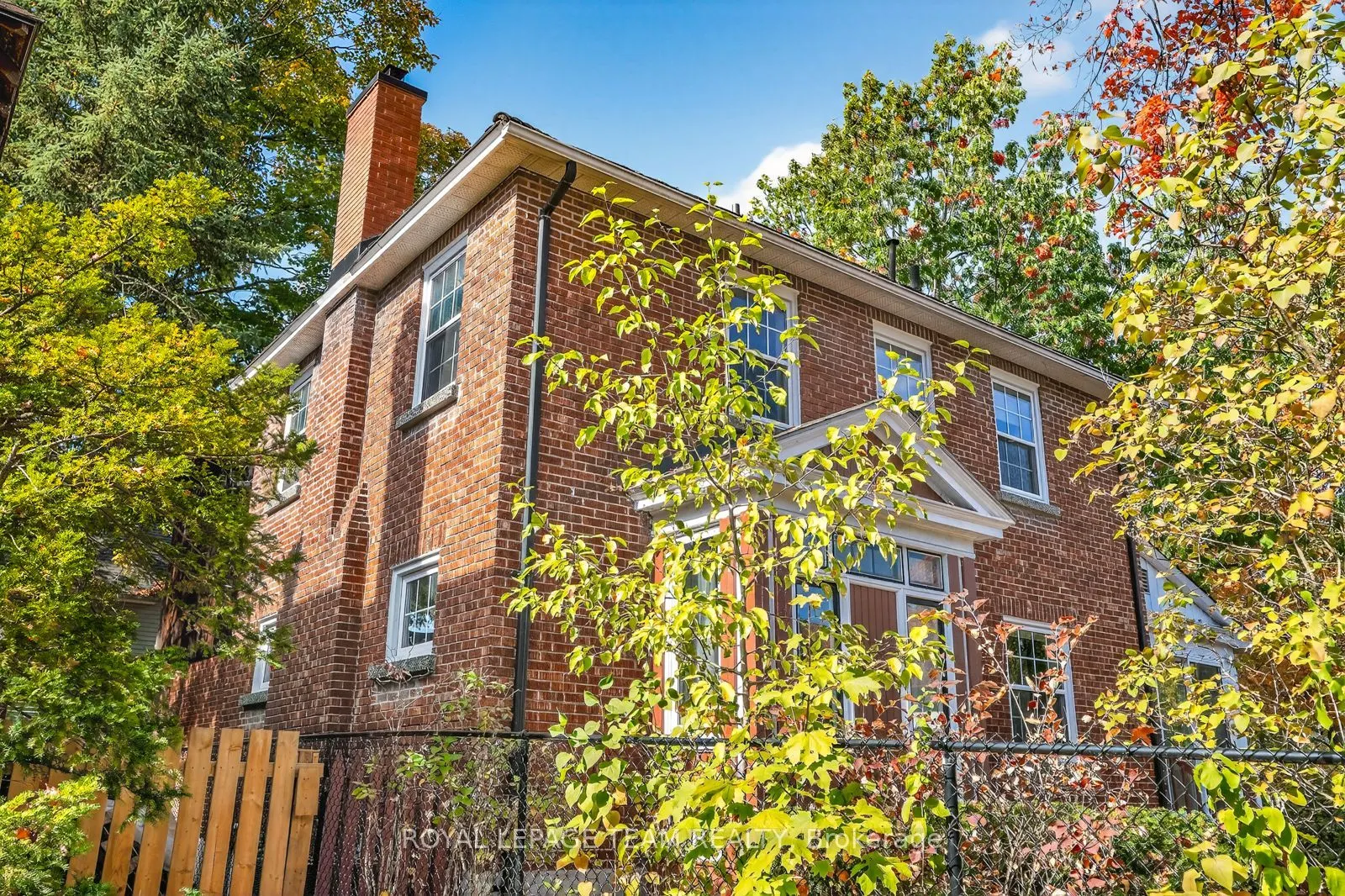 100 Maple Lane
