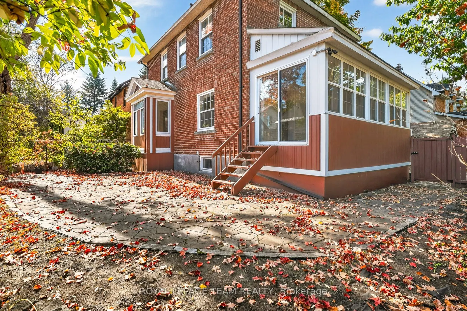 100 Maple Lane