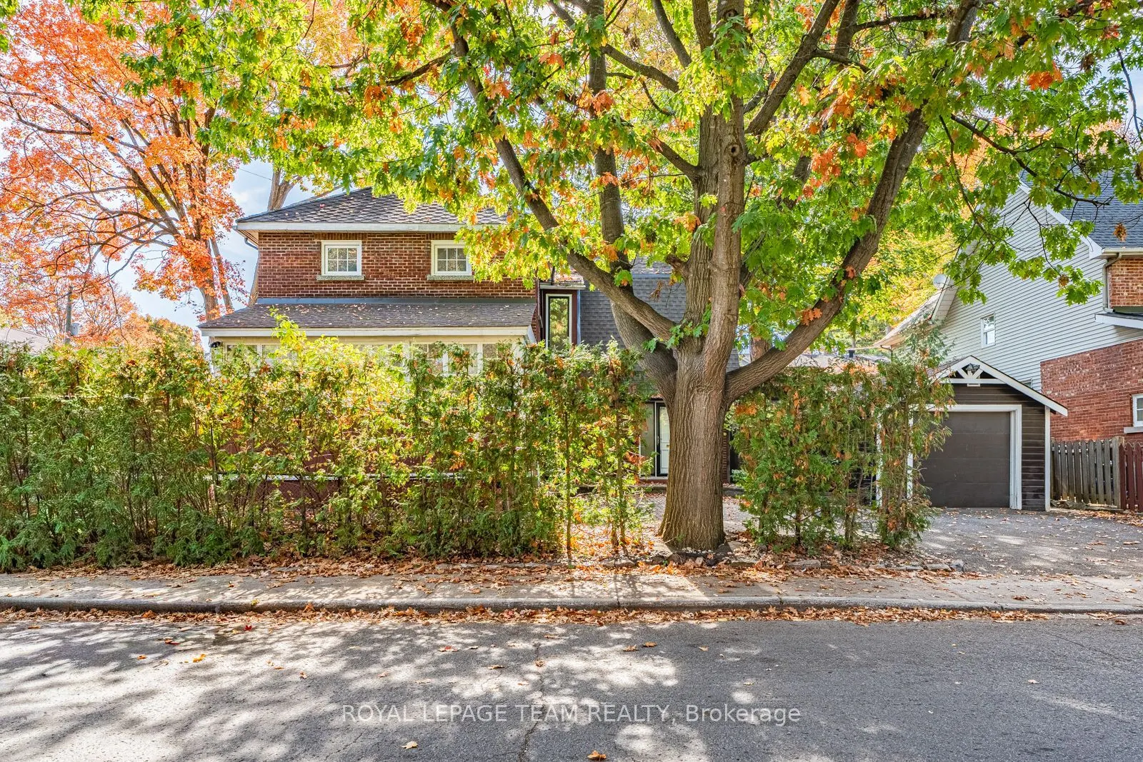 100 Maple Lane