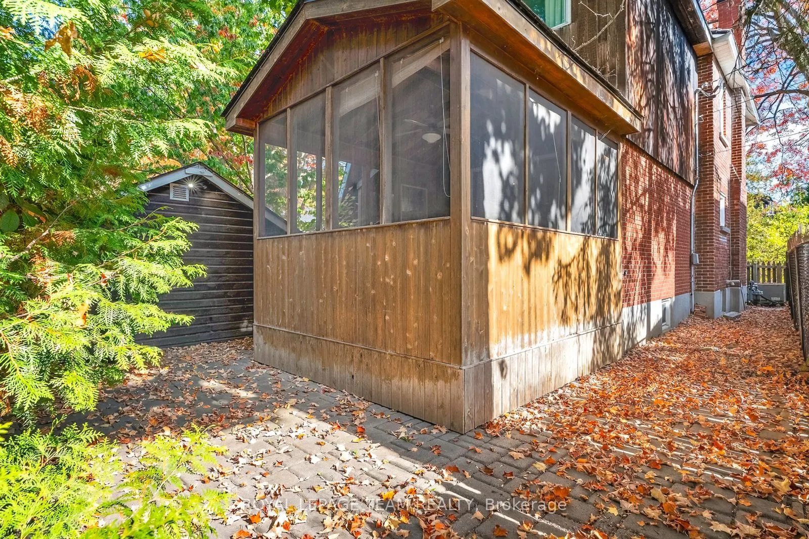 100 Maple Lane