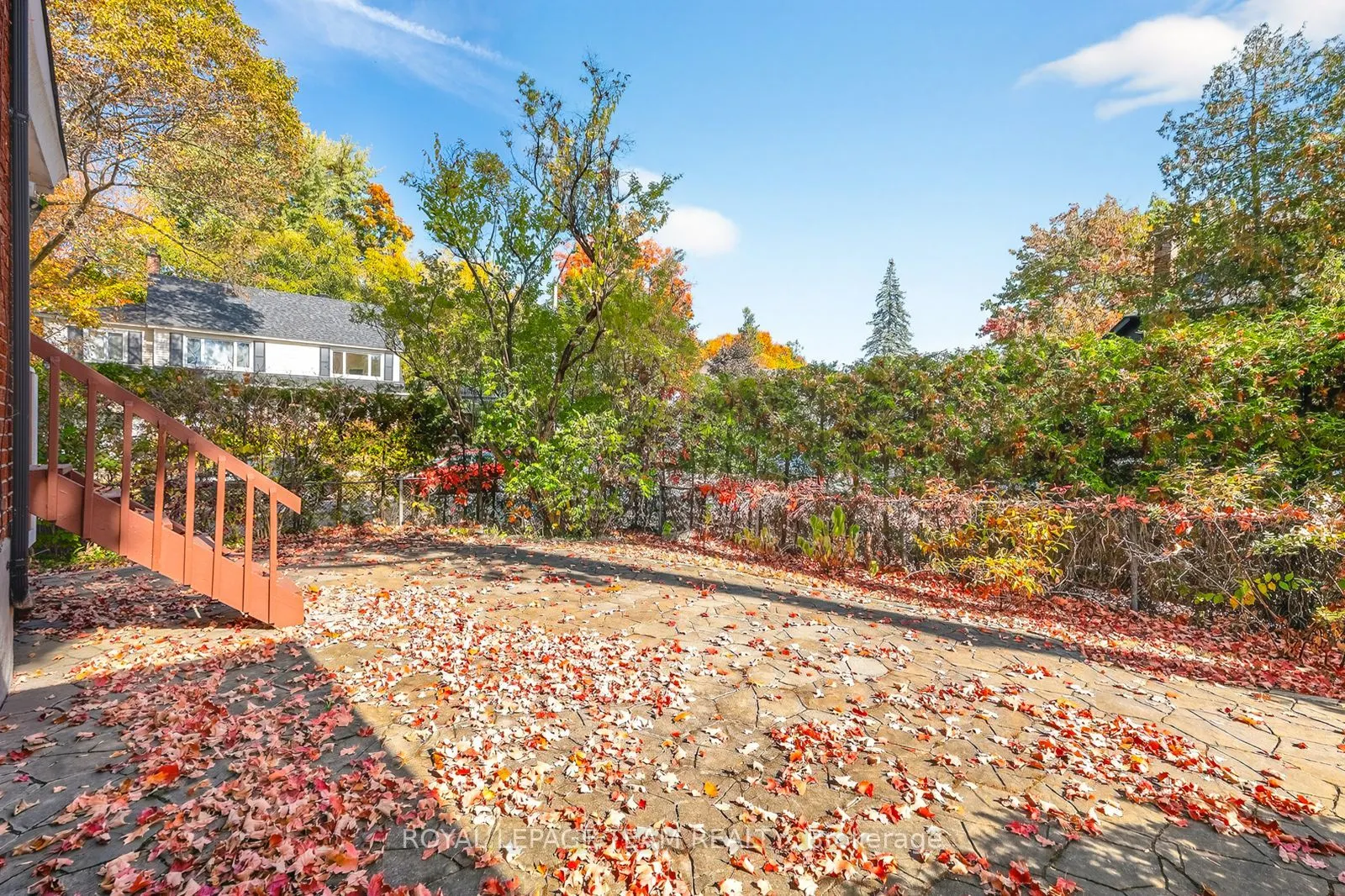 100 Maple Lane