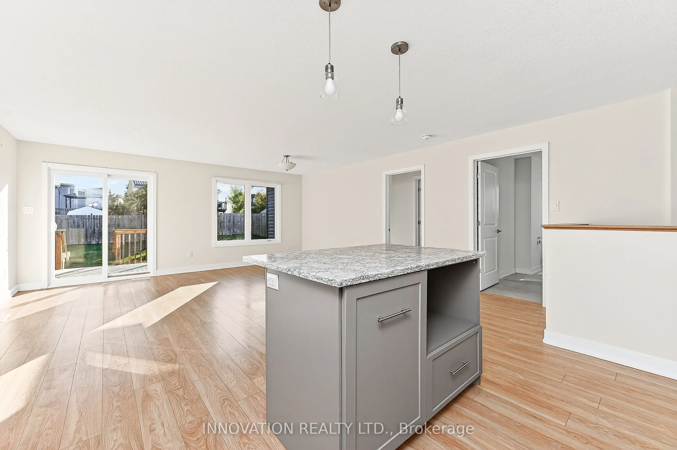 5 Lee Avenue
