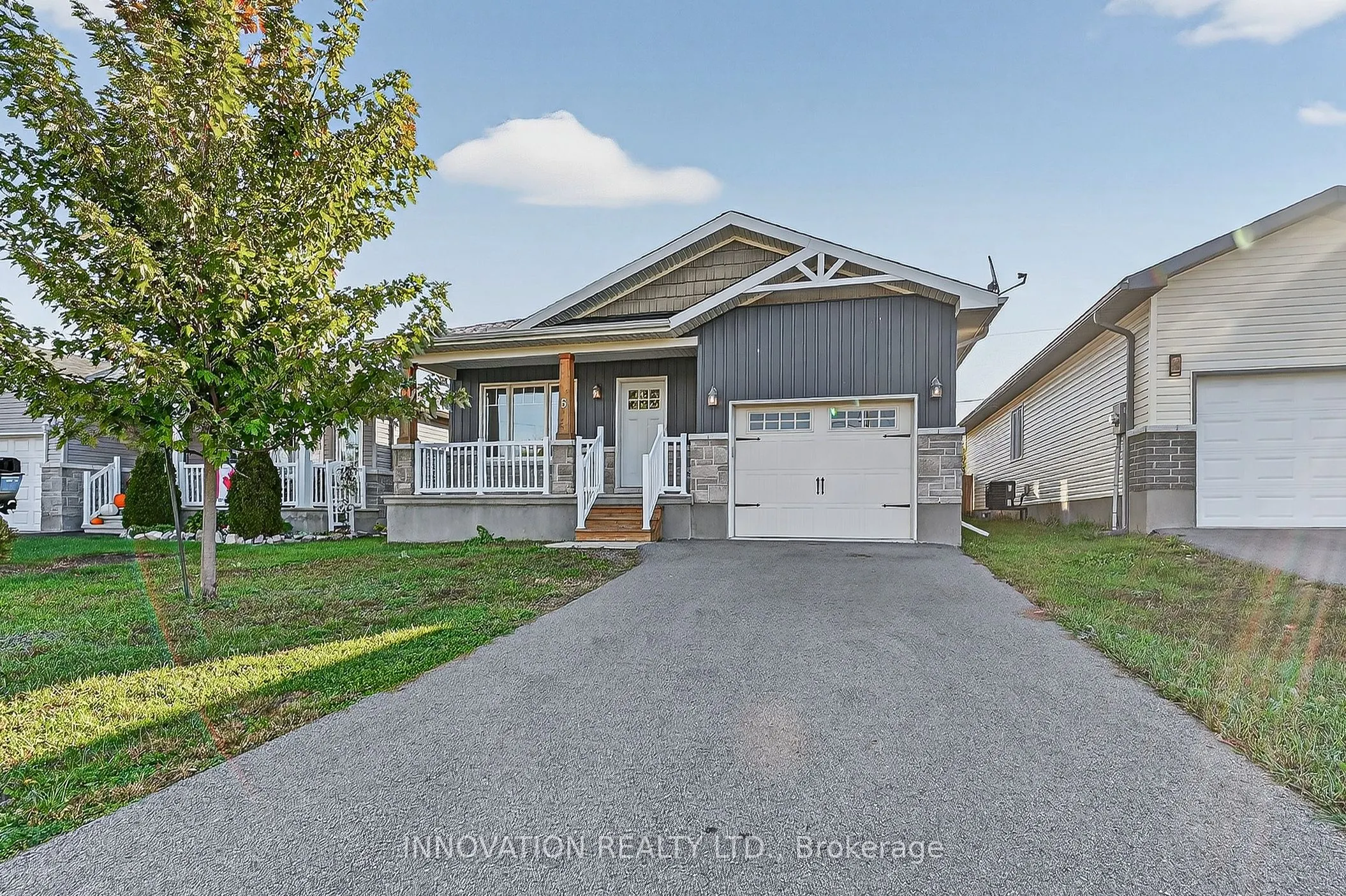 5 Lee Avenue