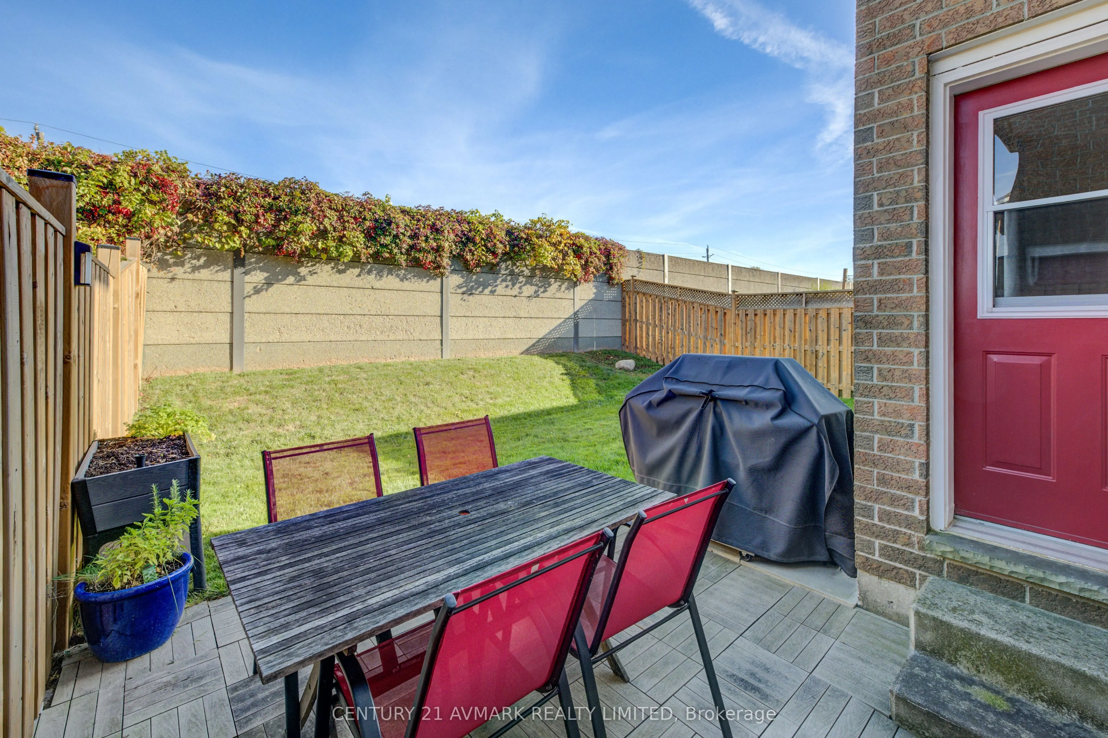 4893 NORTHGATE Crescent