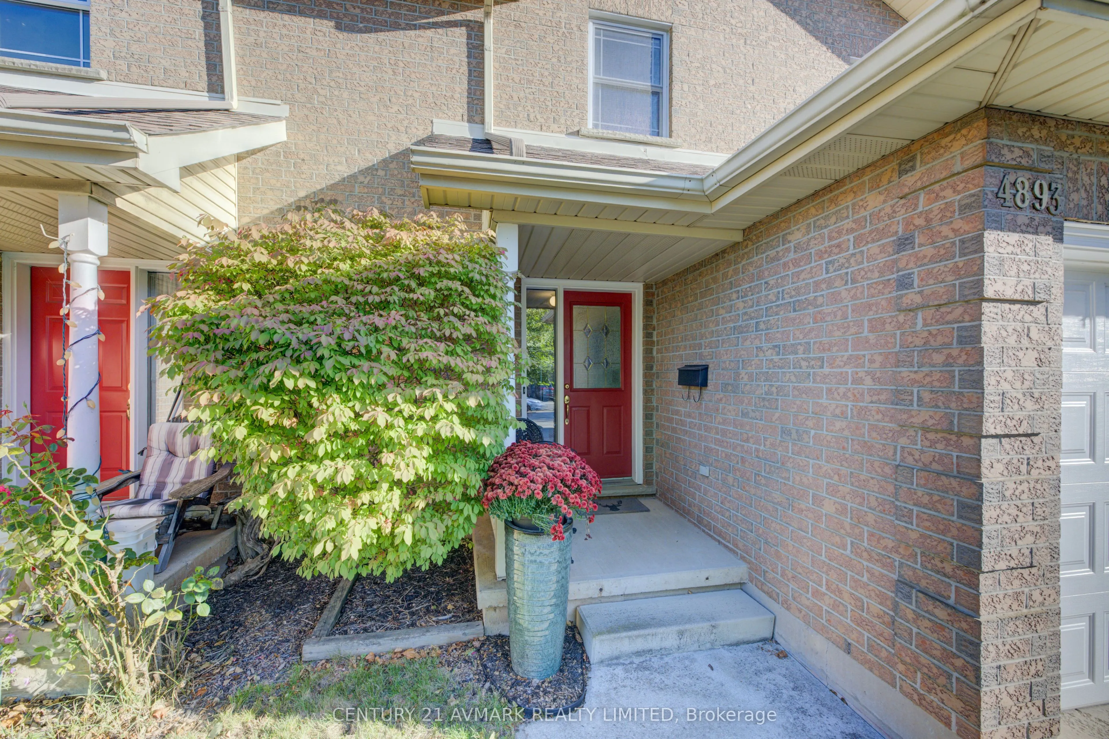 4893 NORTHGATE Crescent