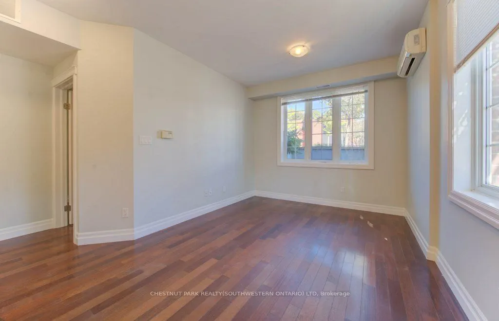 555 King Street E, #7