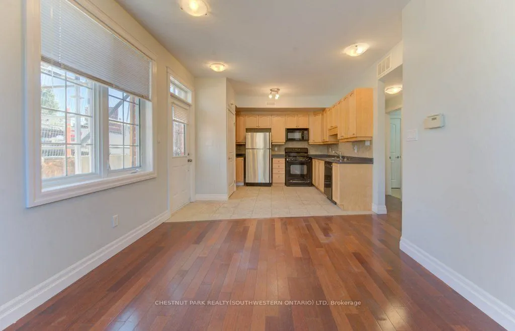 555 King Street E, #7