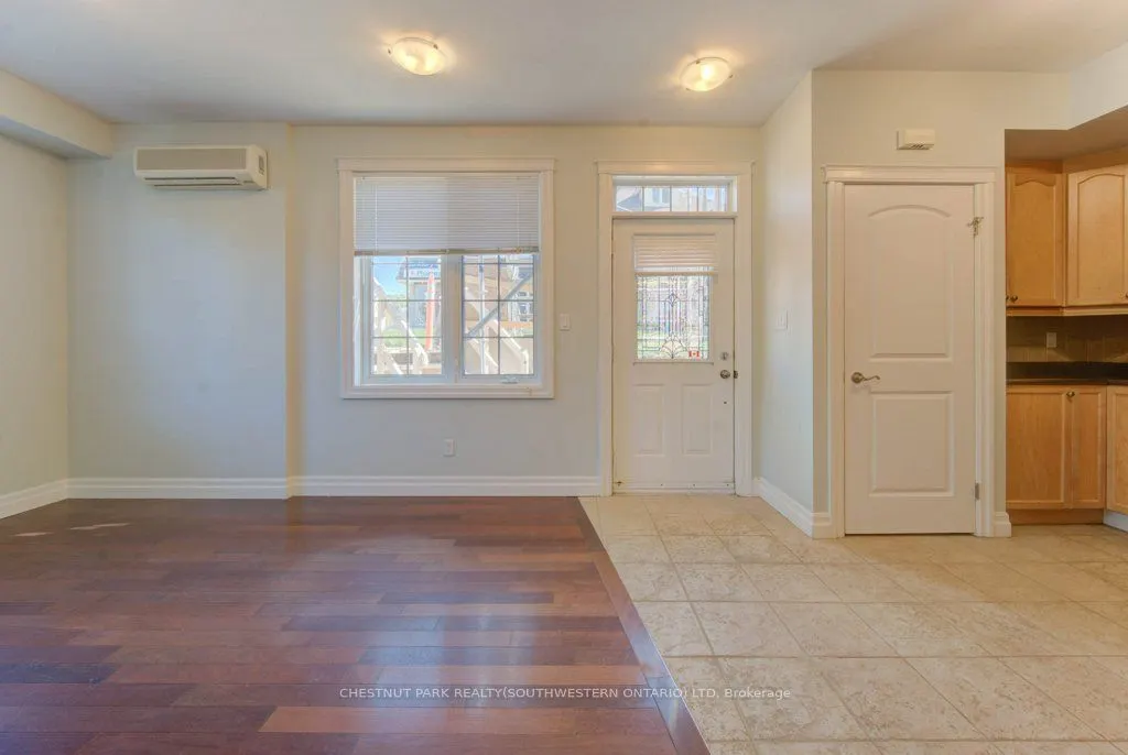 555 King Street E, #7
