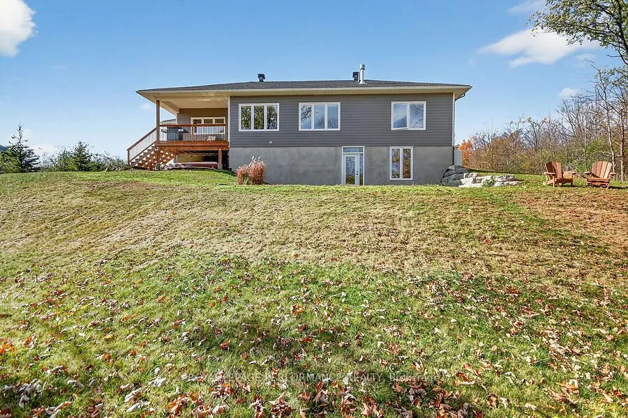 127 Ernest Way