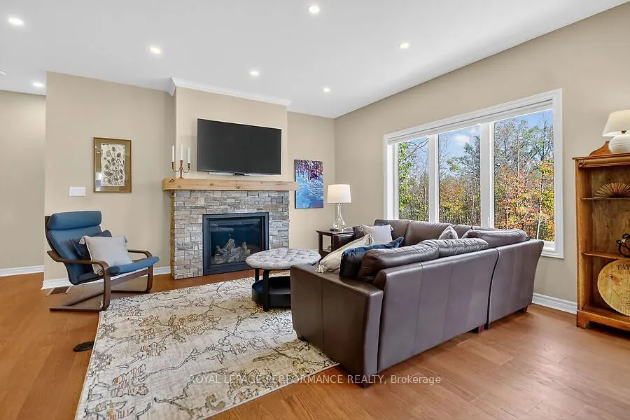 127 Ernest Way