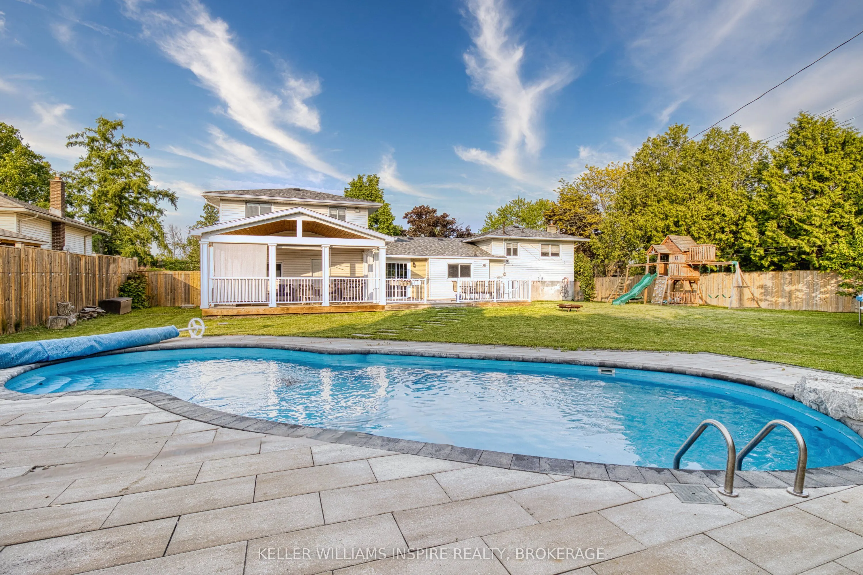 87 Jeffrey Drive