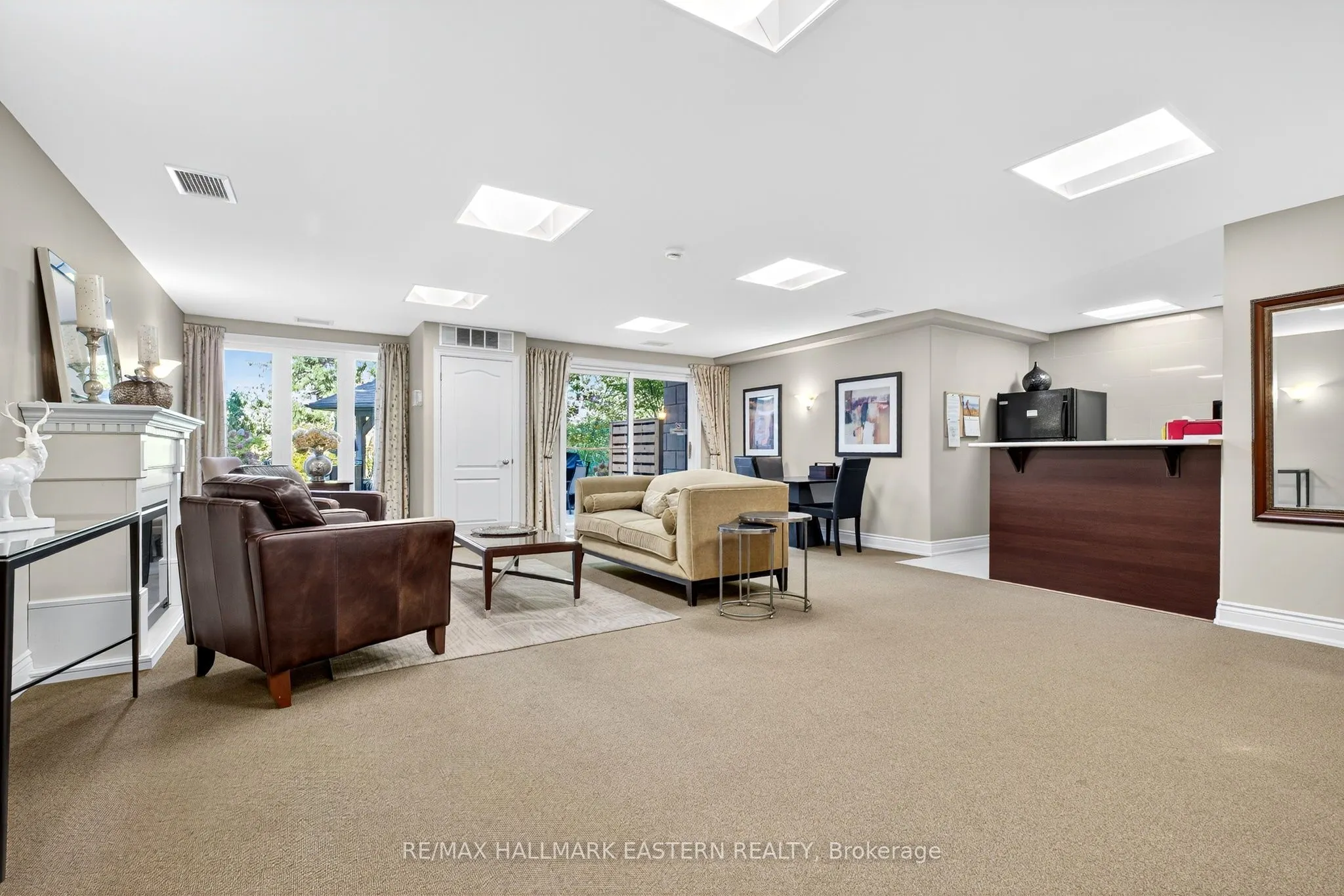869 Clonsilla Avenue, #PH06