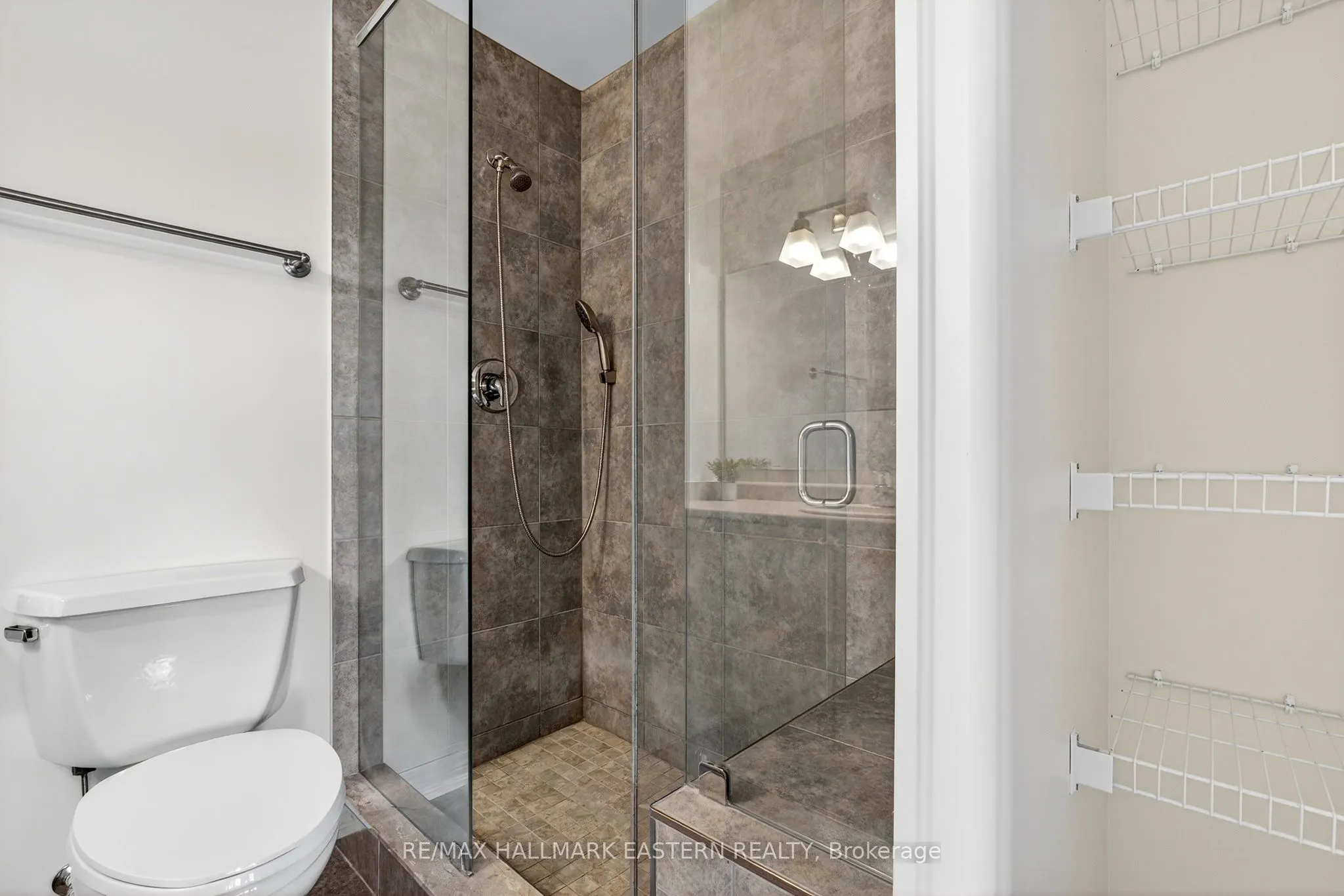 869 Clonsilla Avenue, #PH06