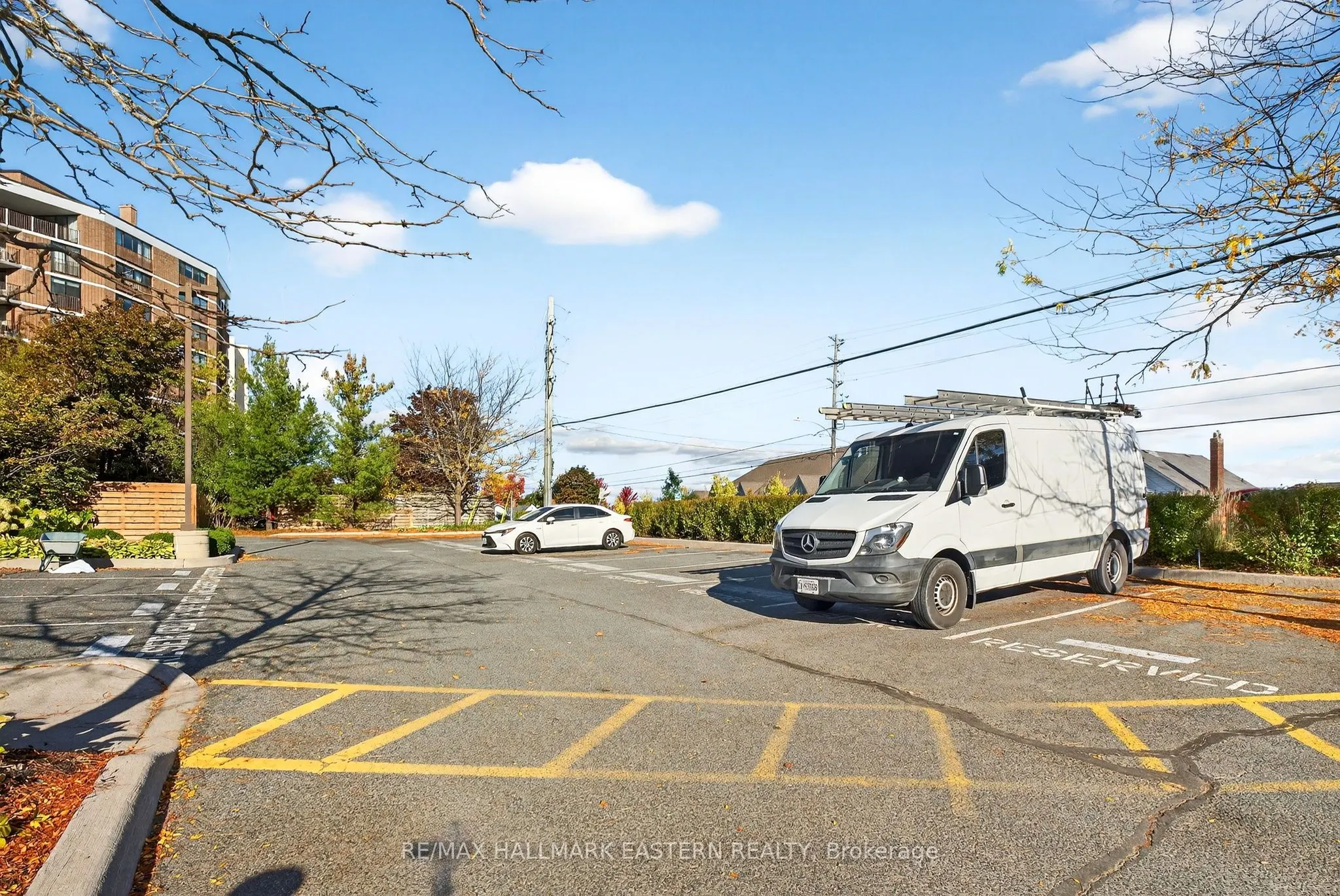 869 Clonsilla Avenue, #PH06