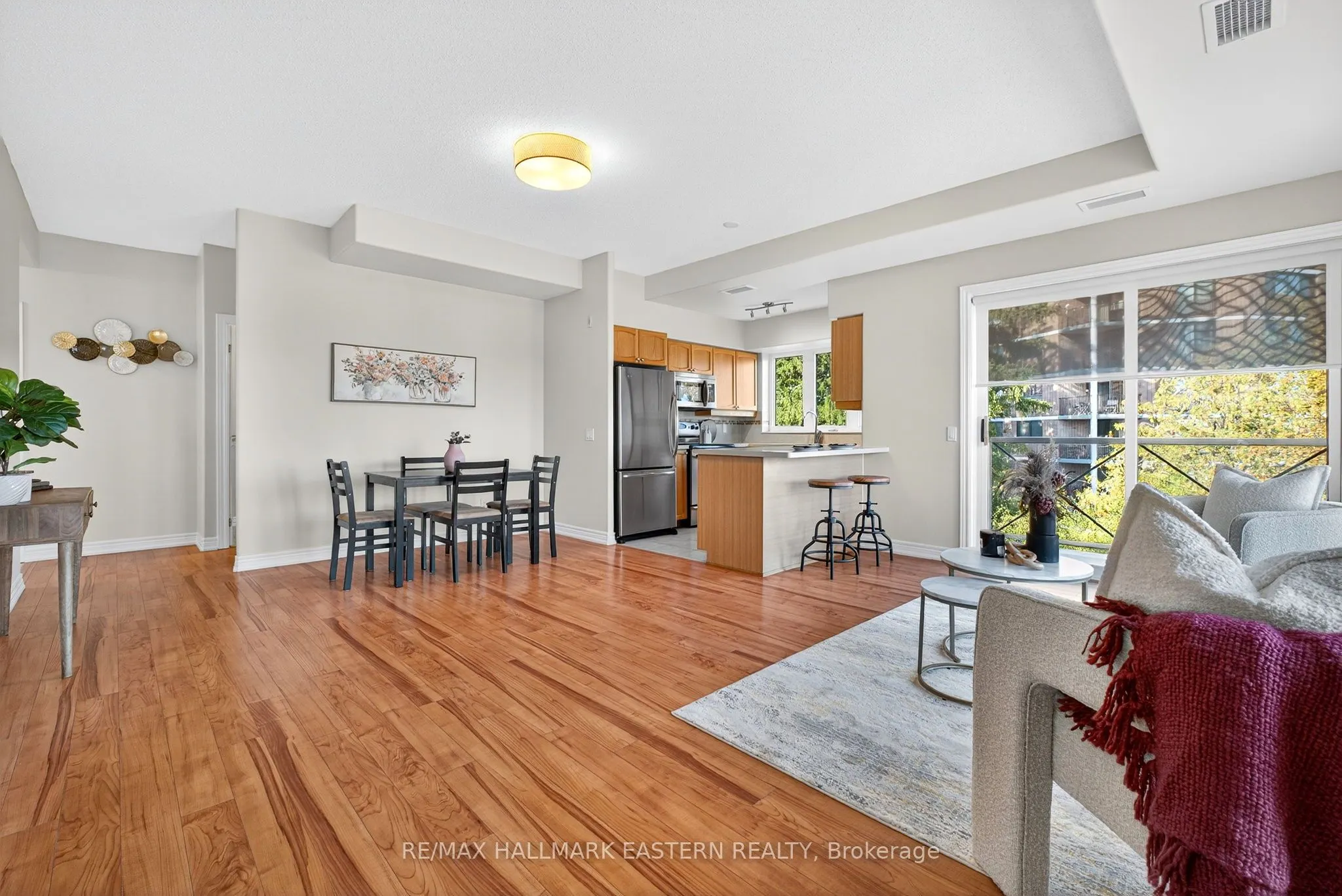 869 Clonsilla Avenue, #PH06