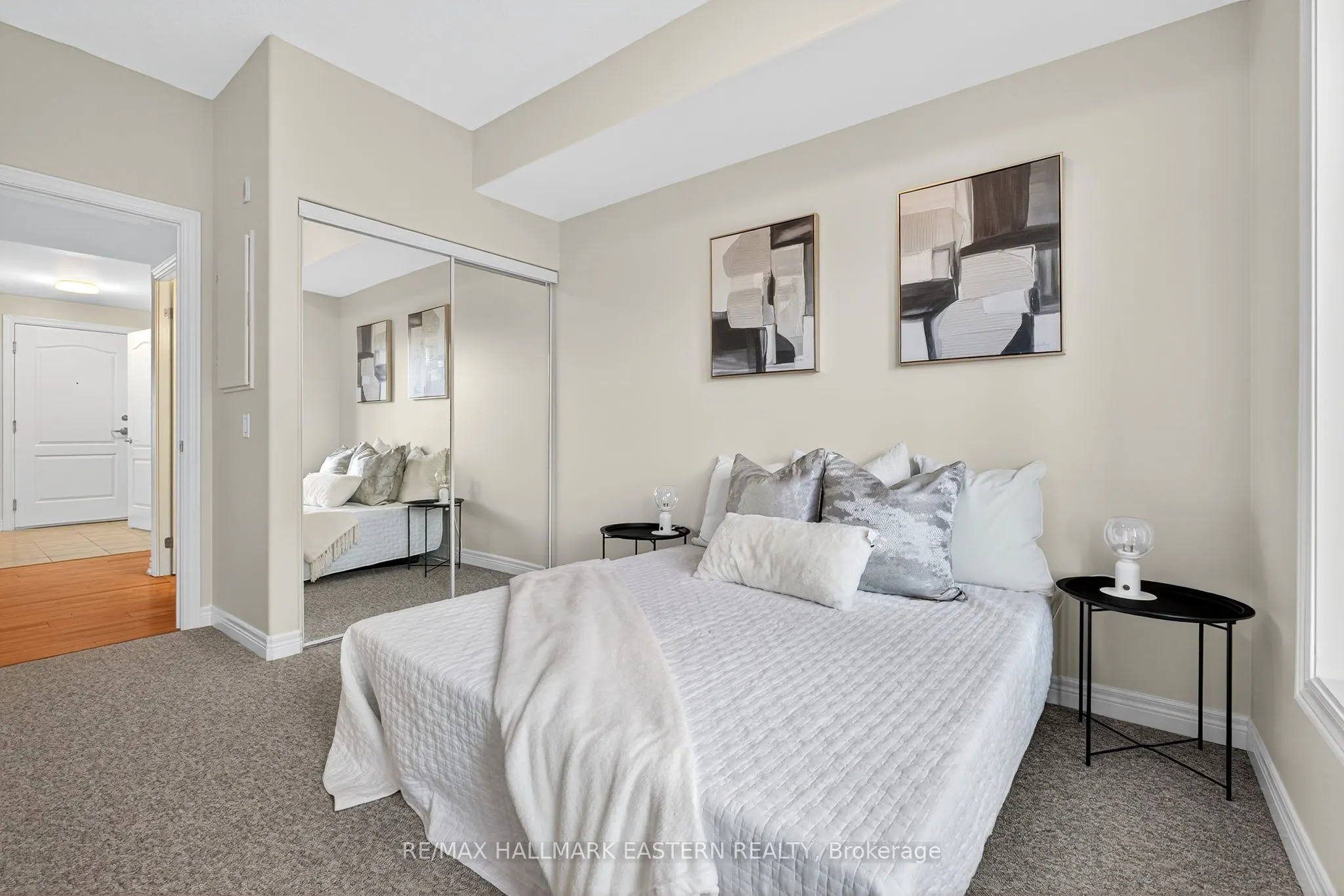 869 Clonsilla Avenue, #PH06