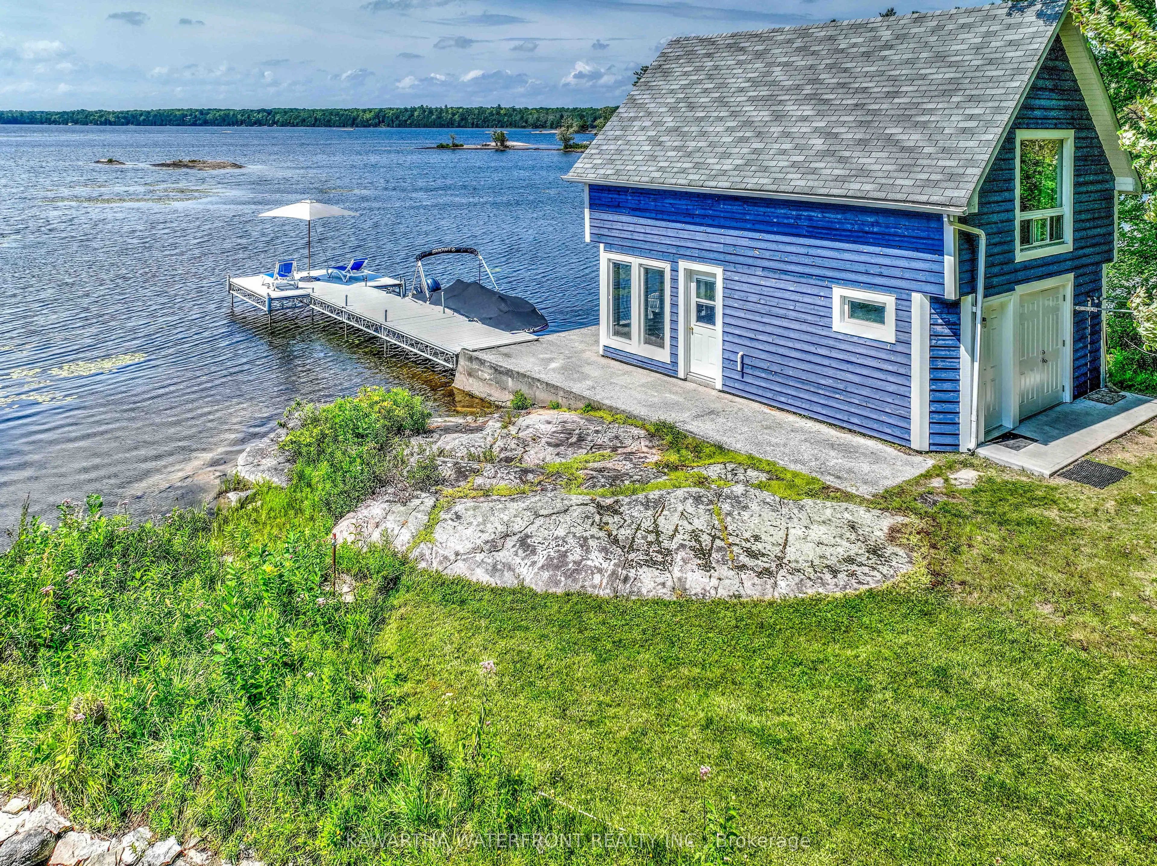 11 Woodworth Drive