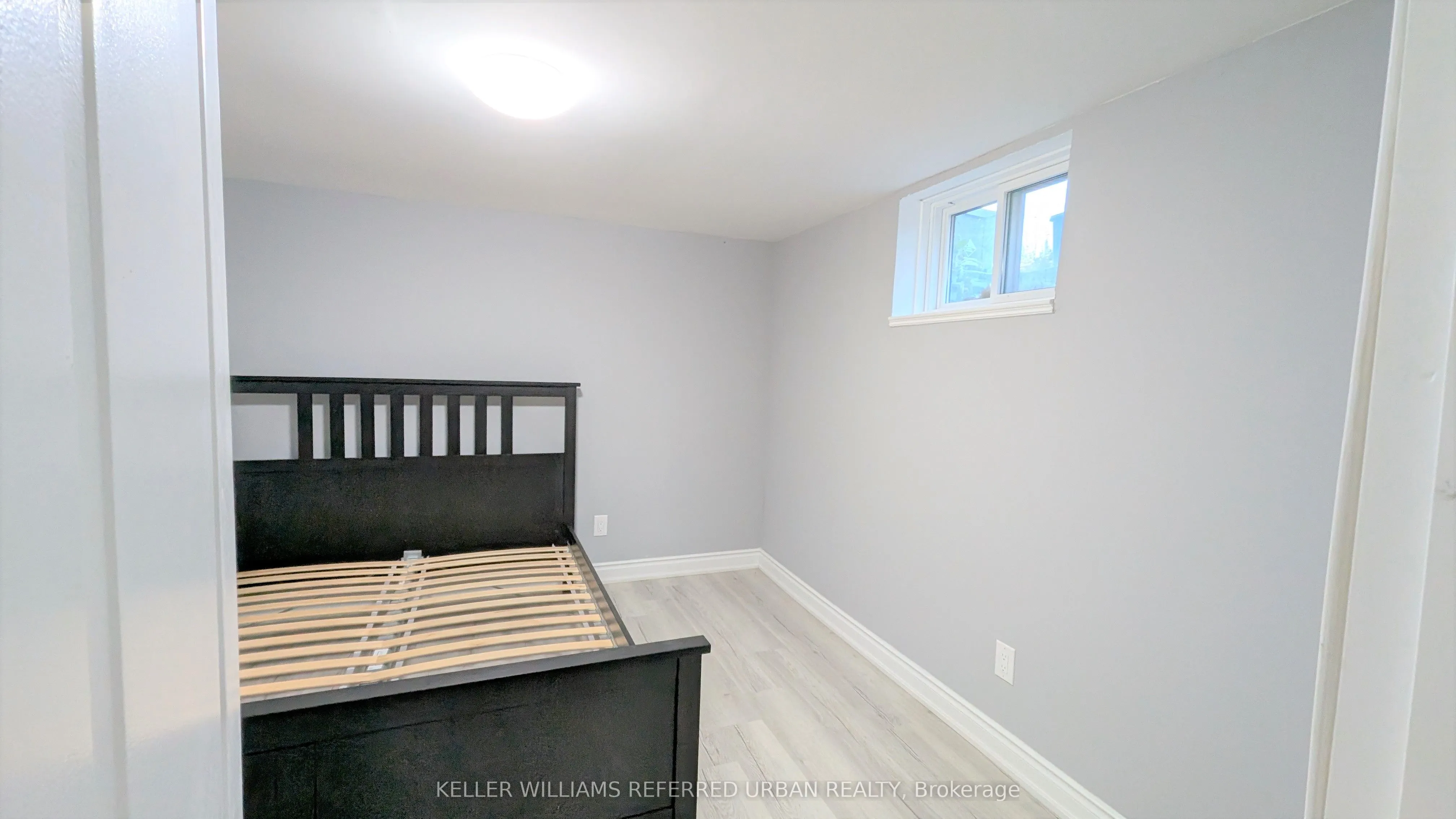 386 Welland Avenue W