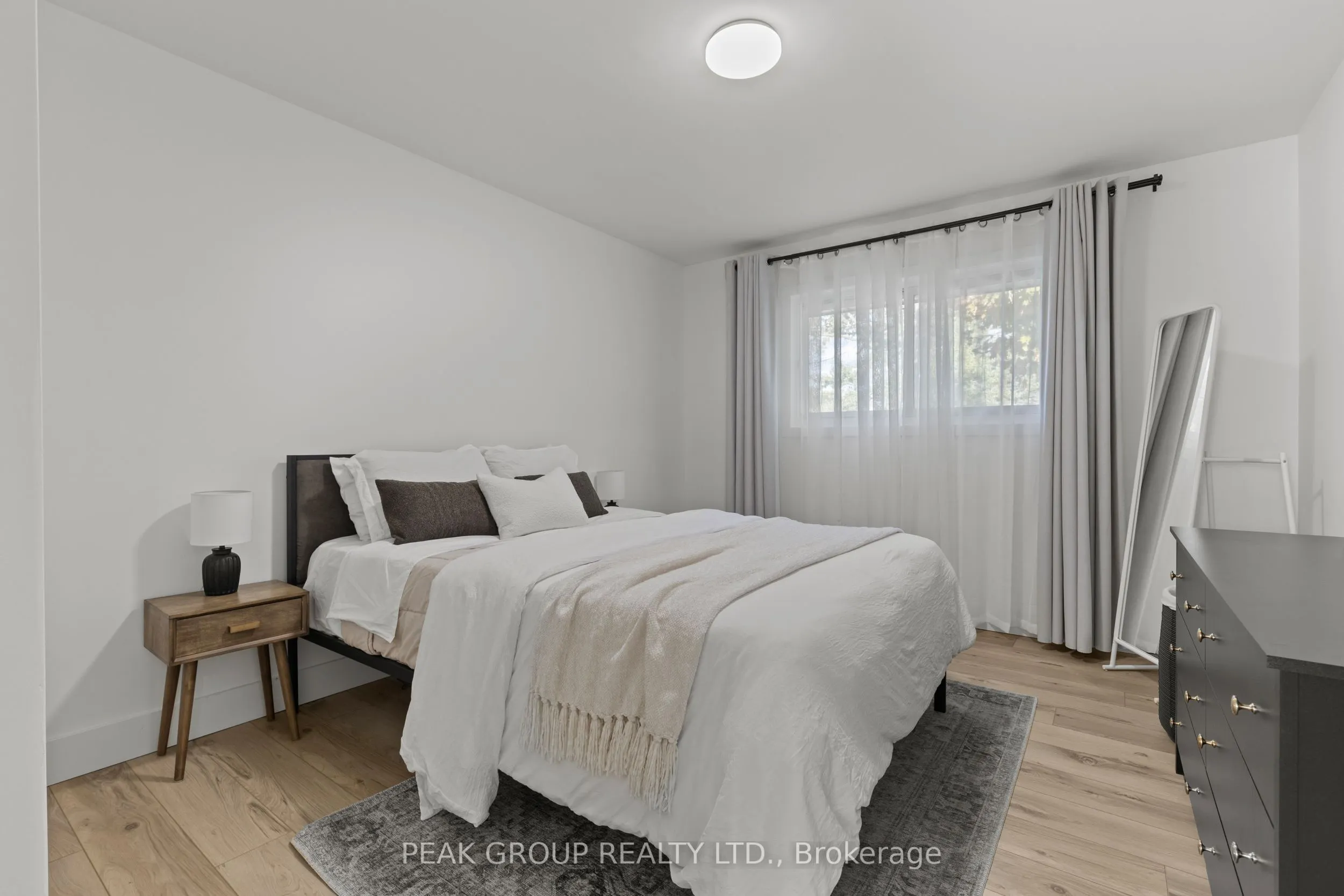 3799 Windermere Road