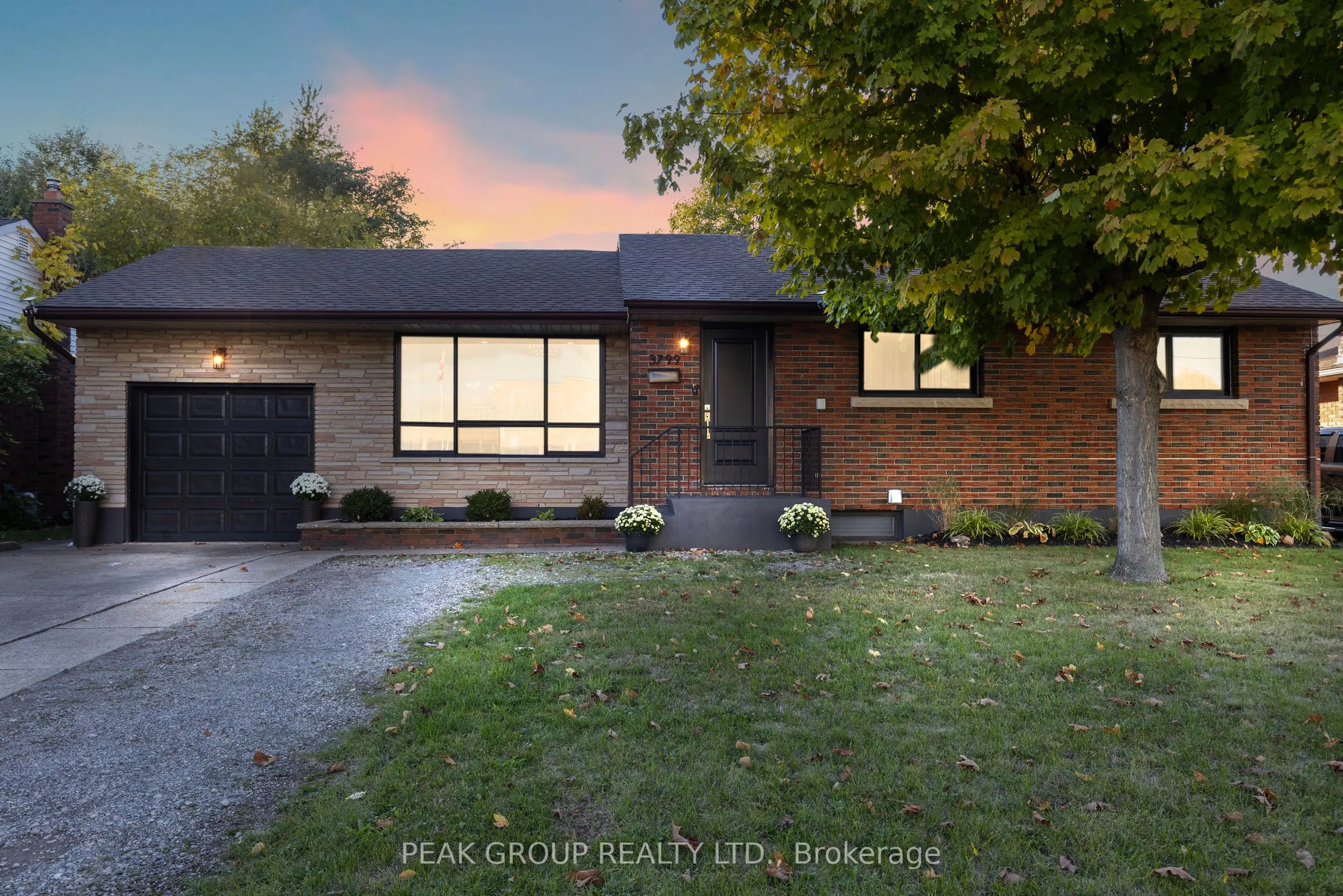 3799 Windermere Road