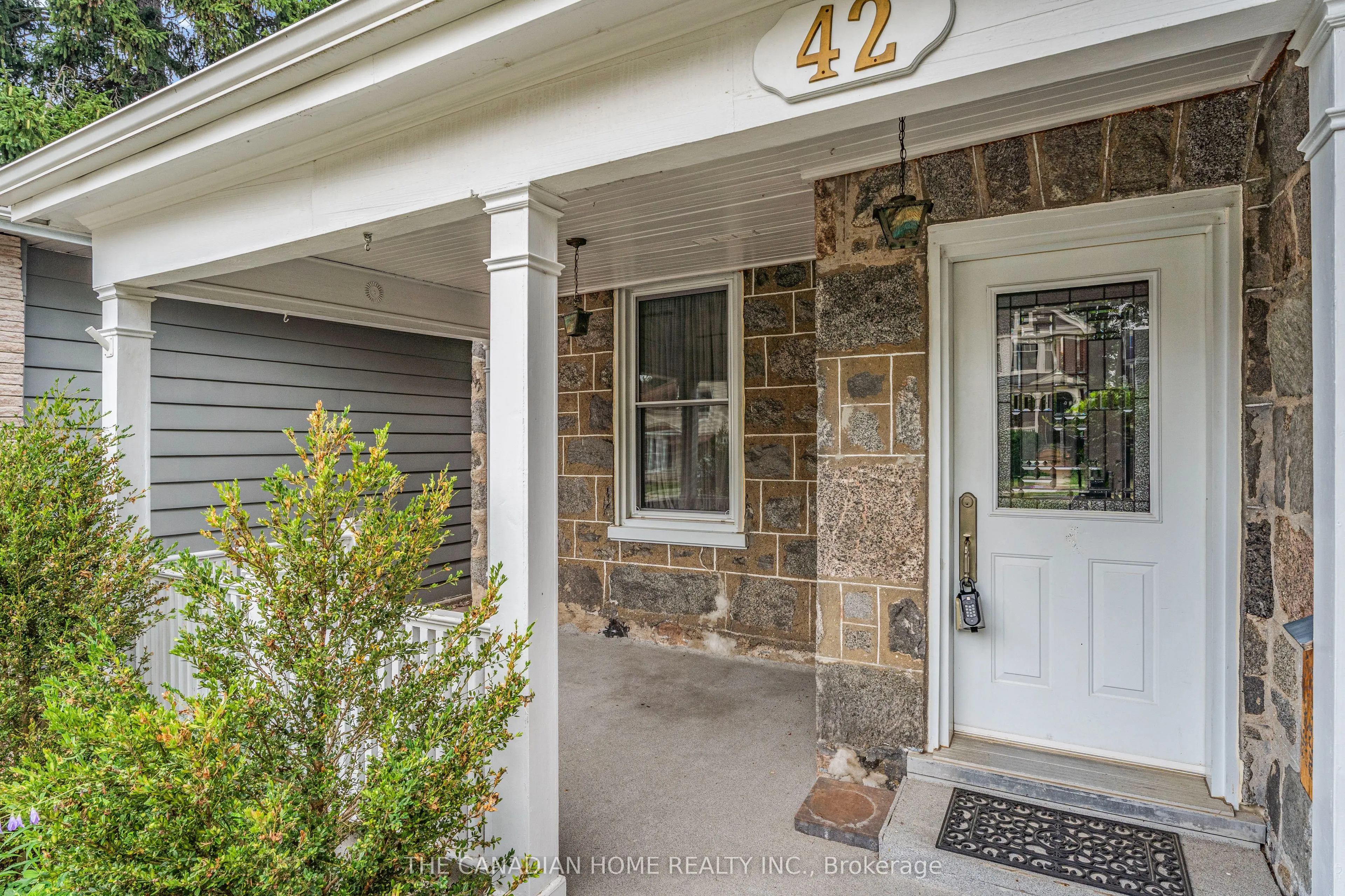 42 McNaughton Street