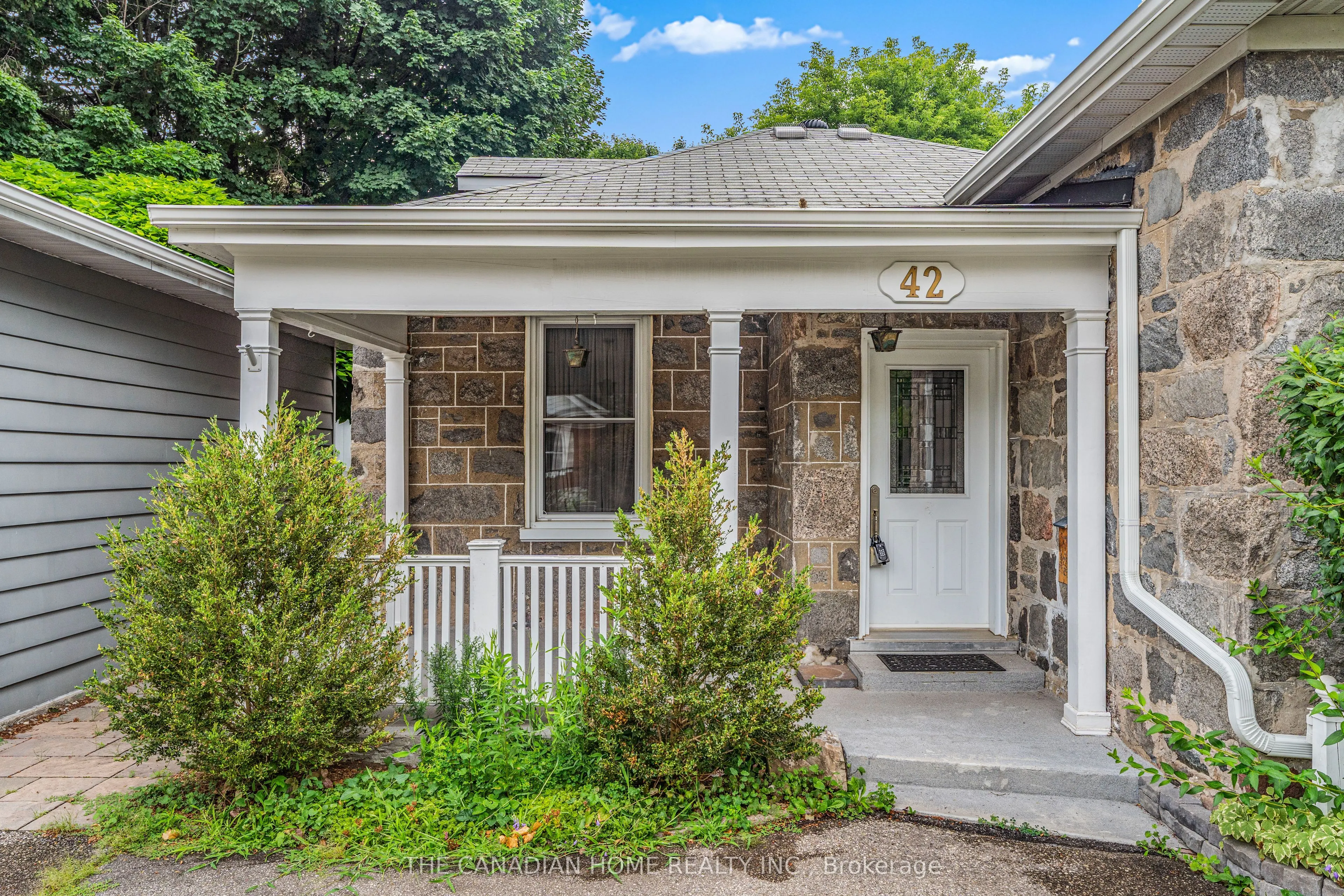 42 McNaughton Street