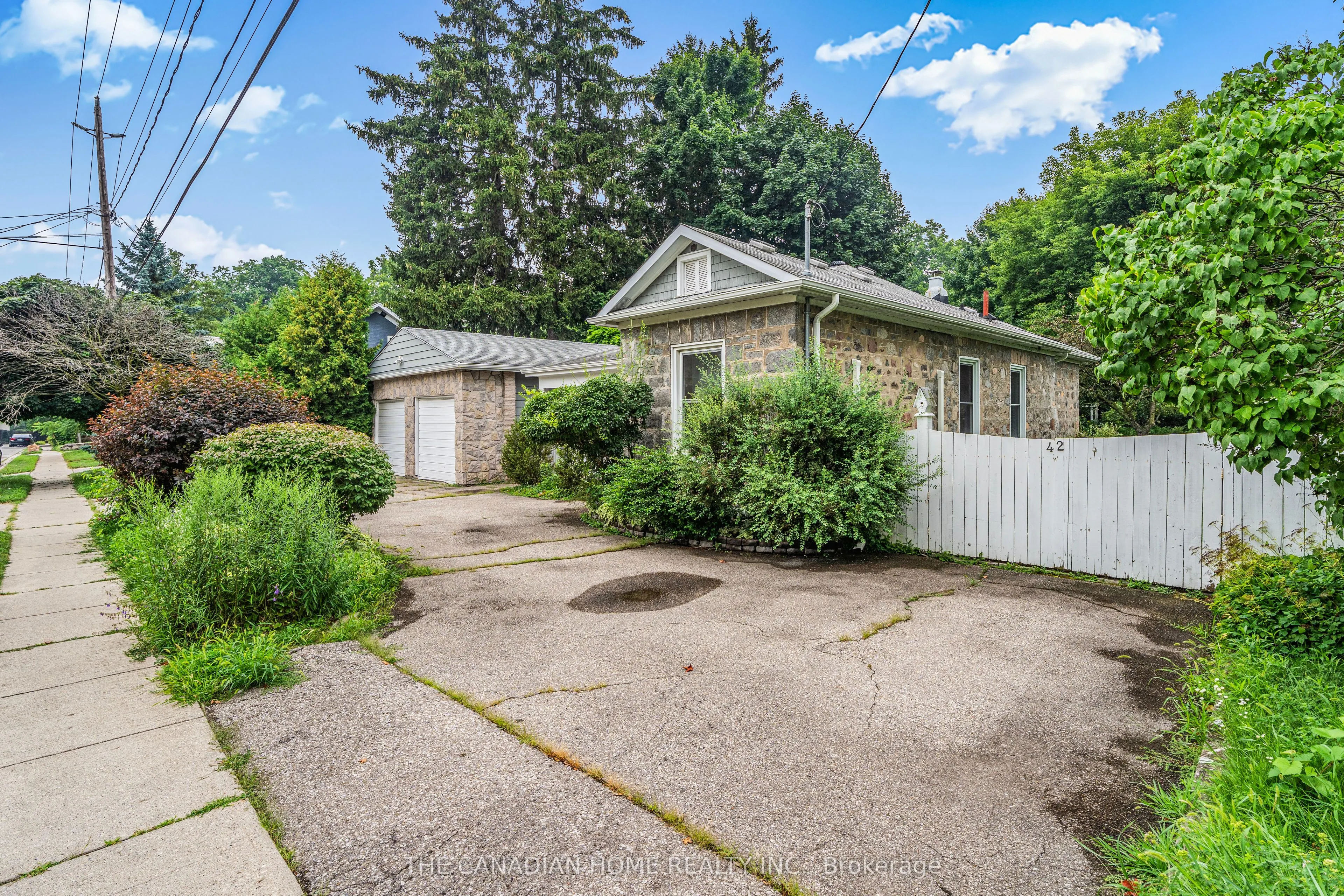 42 McNaughton Street