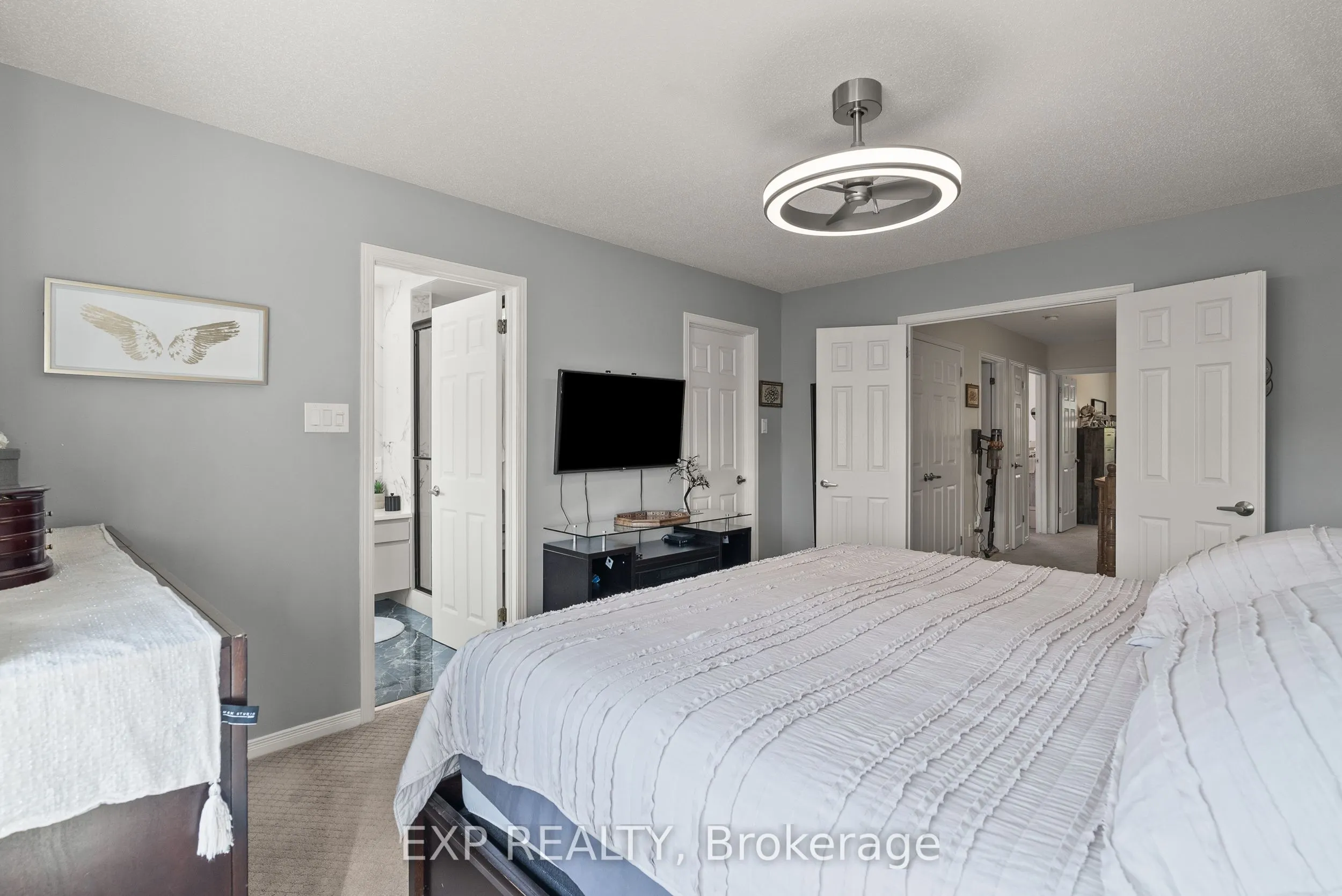 229 Duntroon Circle