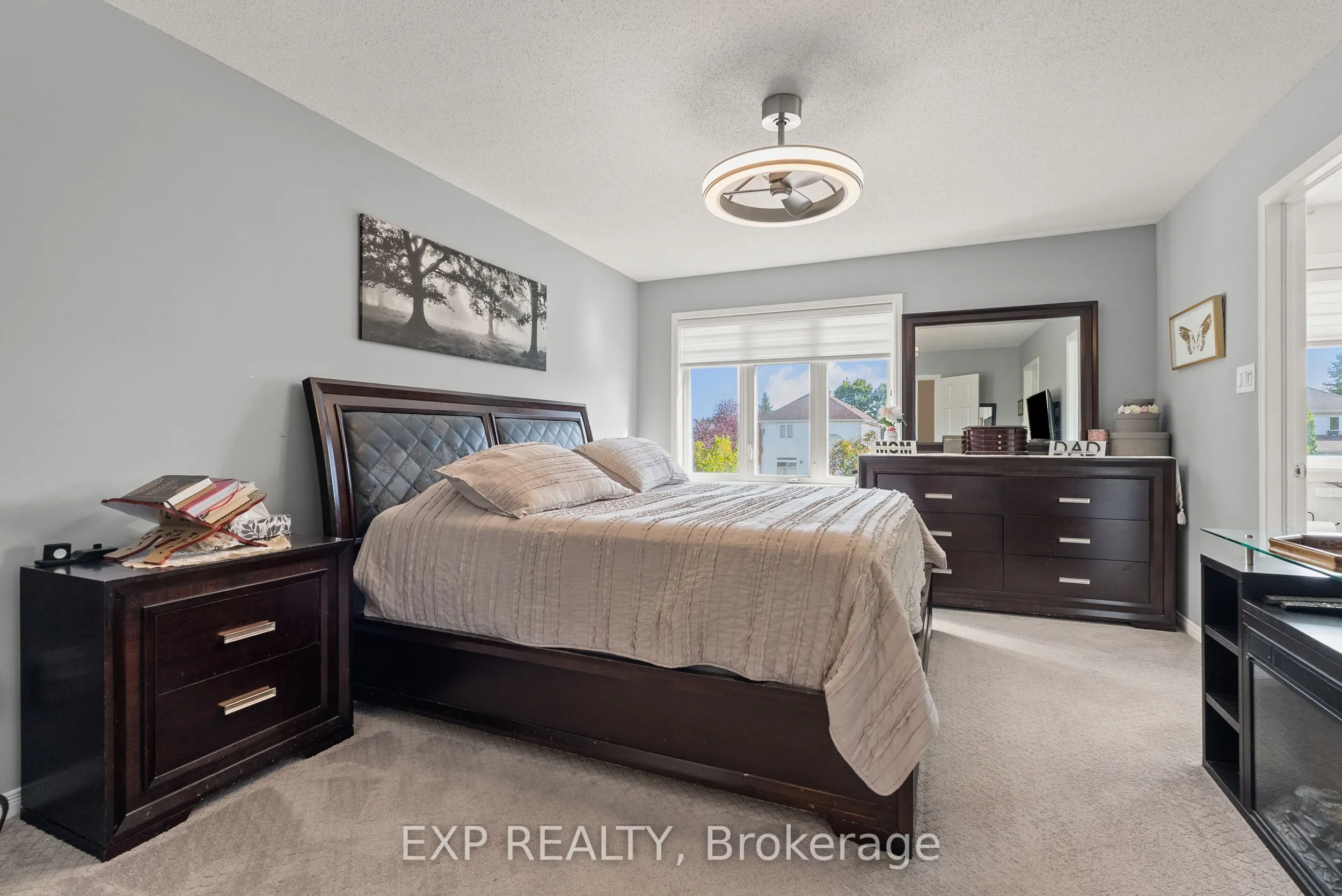 229 Duntroon Circle