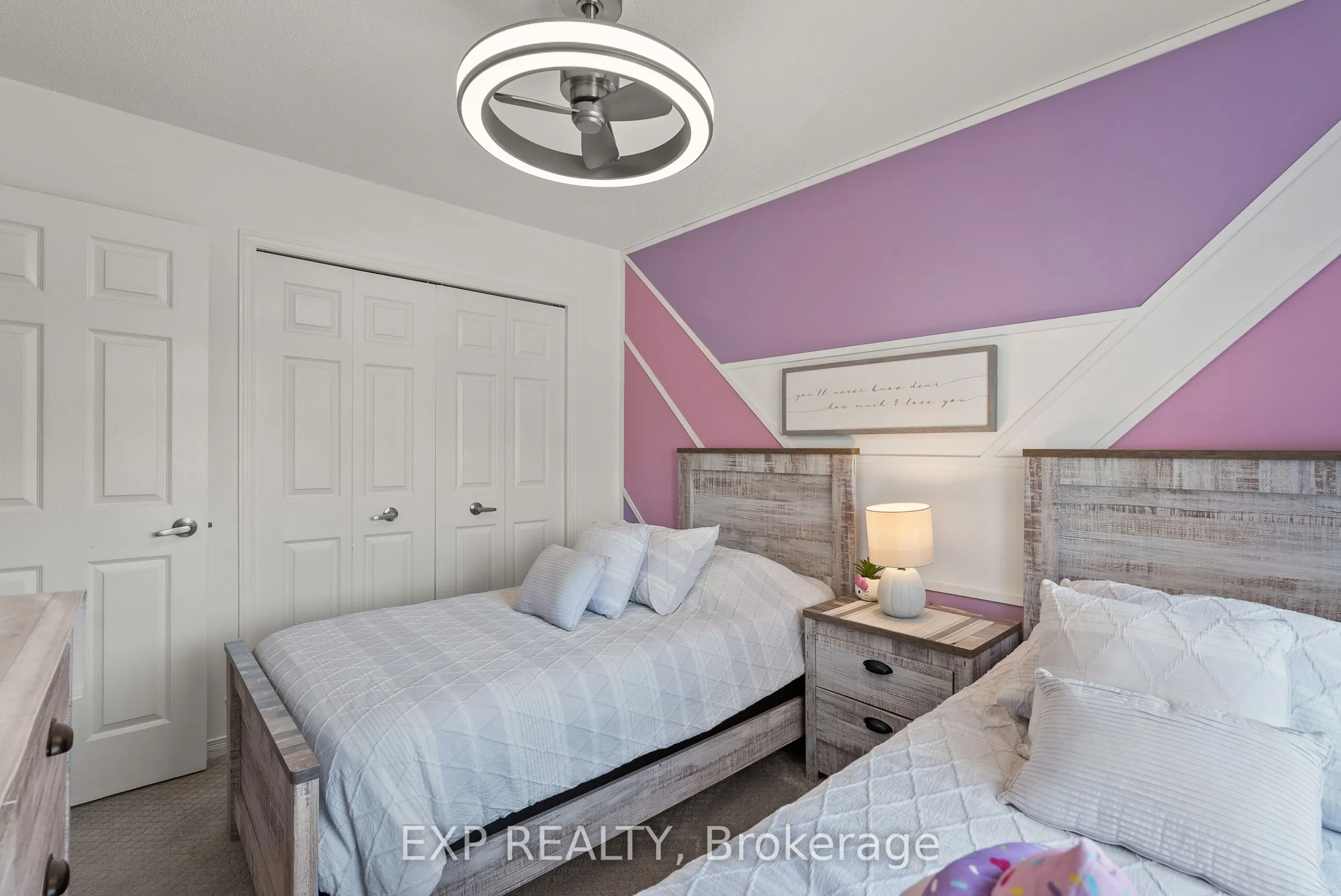 229 Duntroon Circle