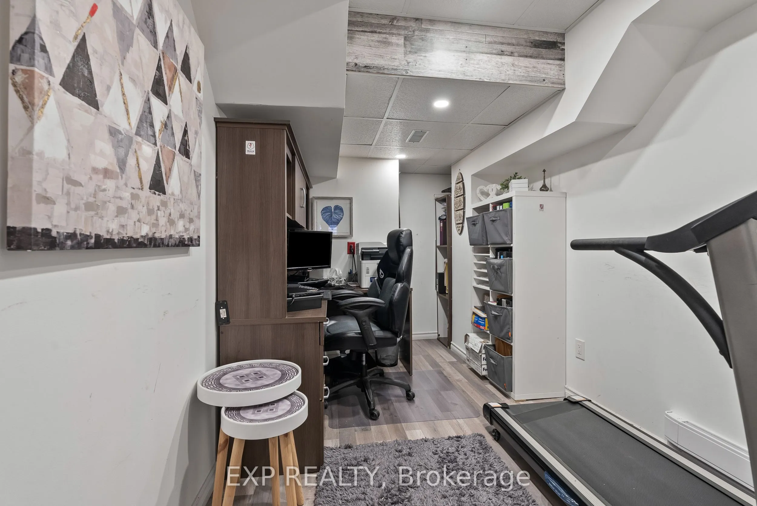 229 Duntroon Circle