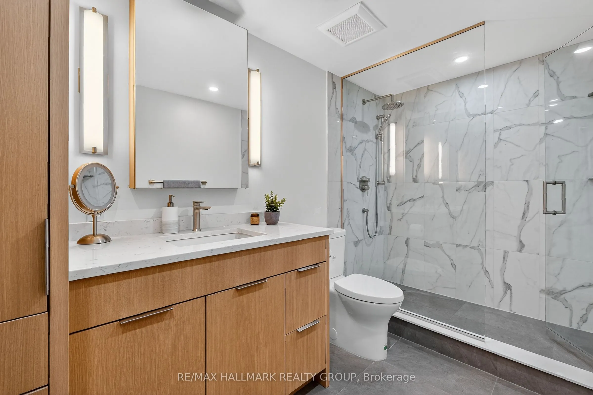 317 METCALFE Street, #202