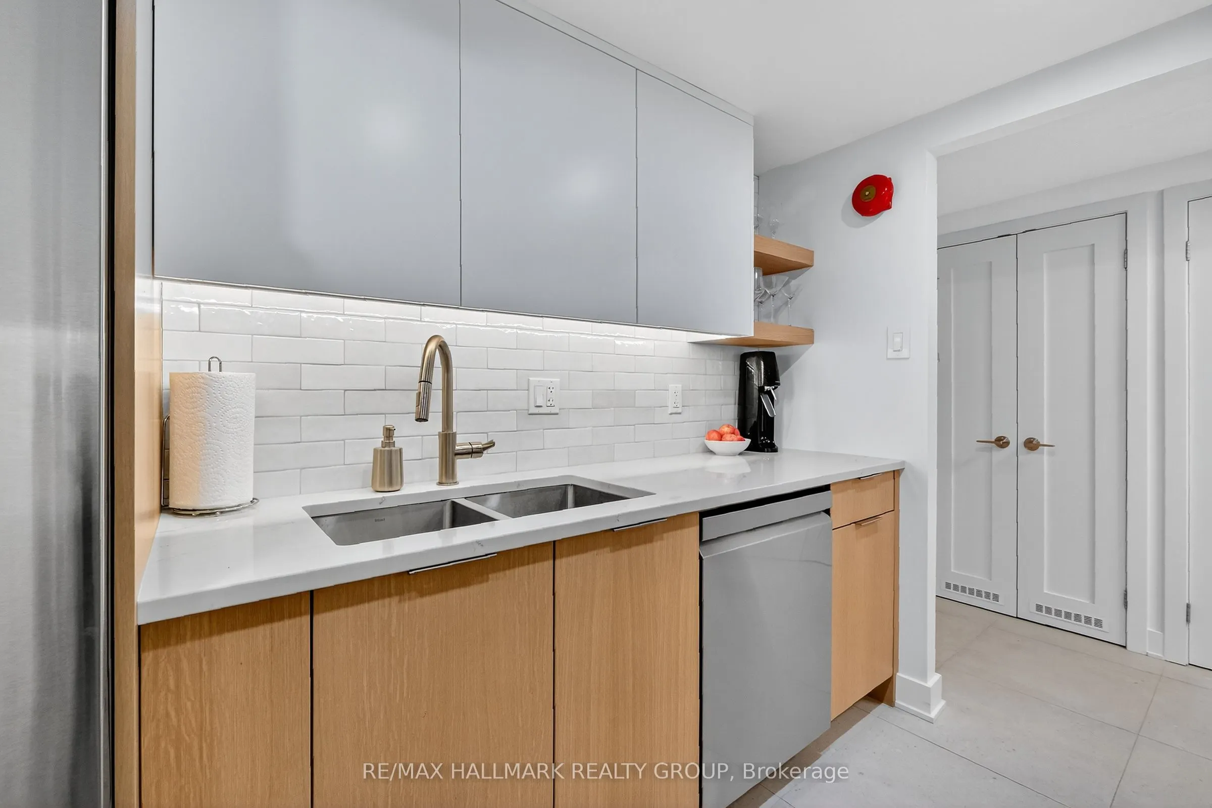 317 METCALFE Street, #202
