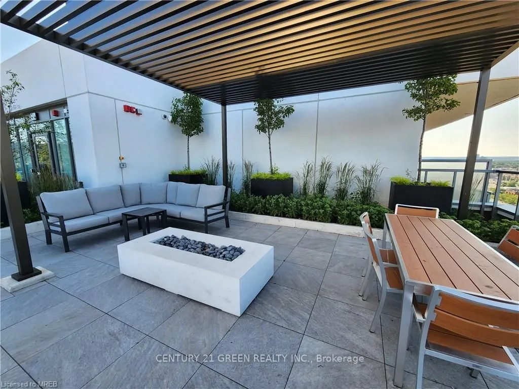 212 King William Street, #1204