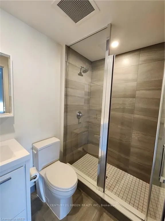 212 King William Street, #1204
