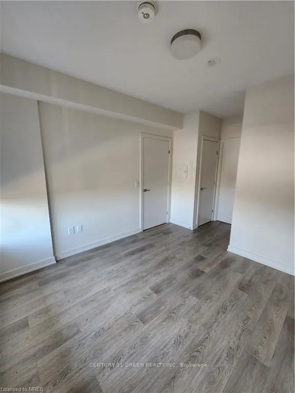 212 King William Street, #1204